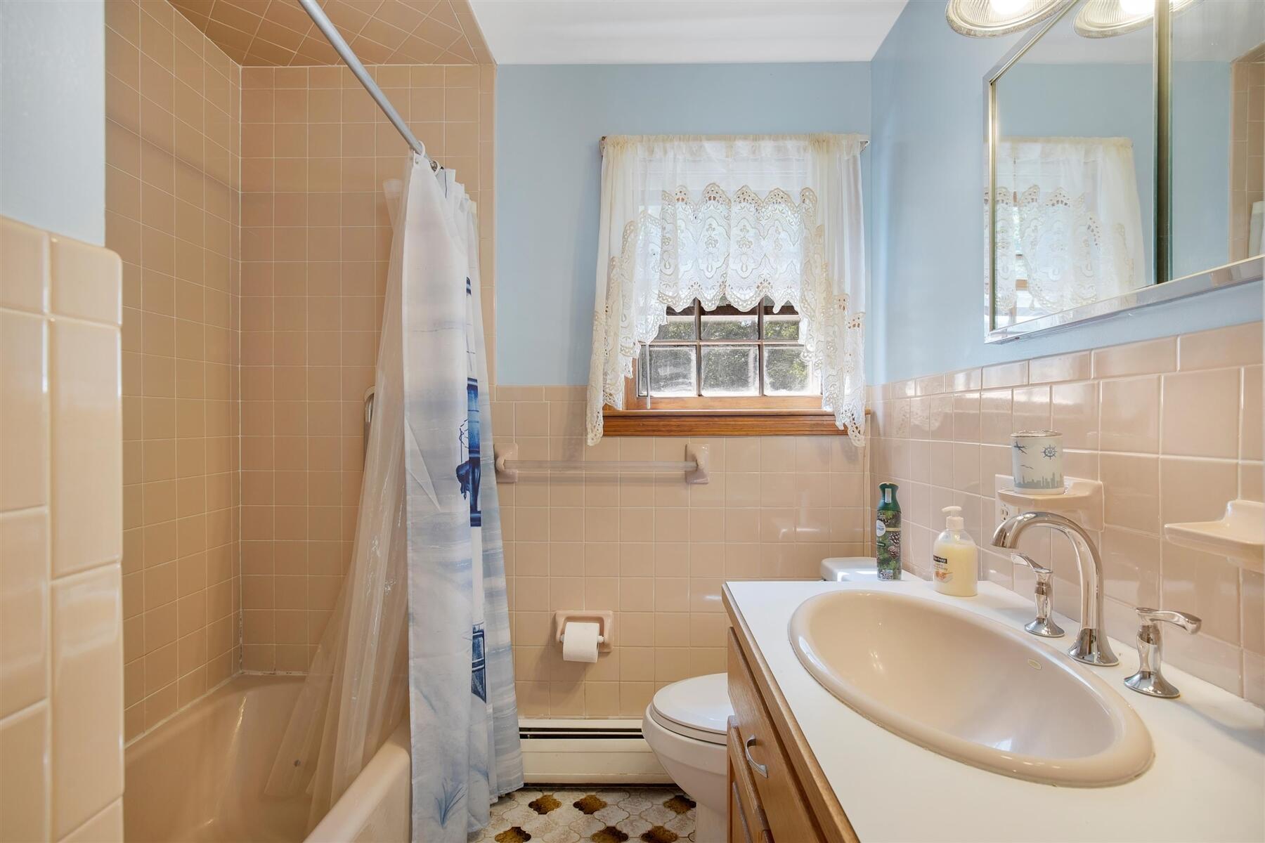 771 W Yarmouth Road Property Photo 23