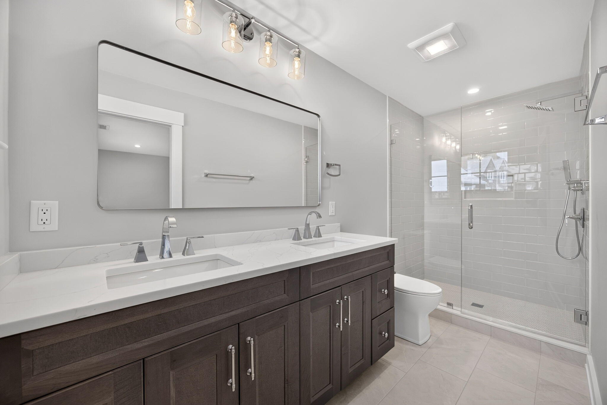 533 Woods Hole Road Unit B102 Property Photo 35