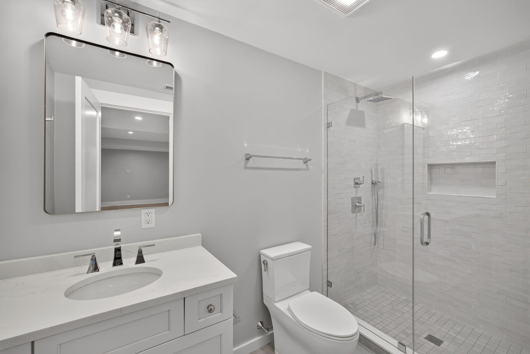 533 Woods Hole Road Unit B102 Property Photo 38