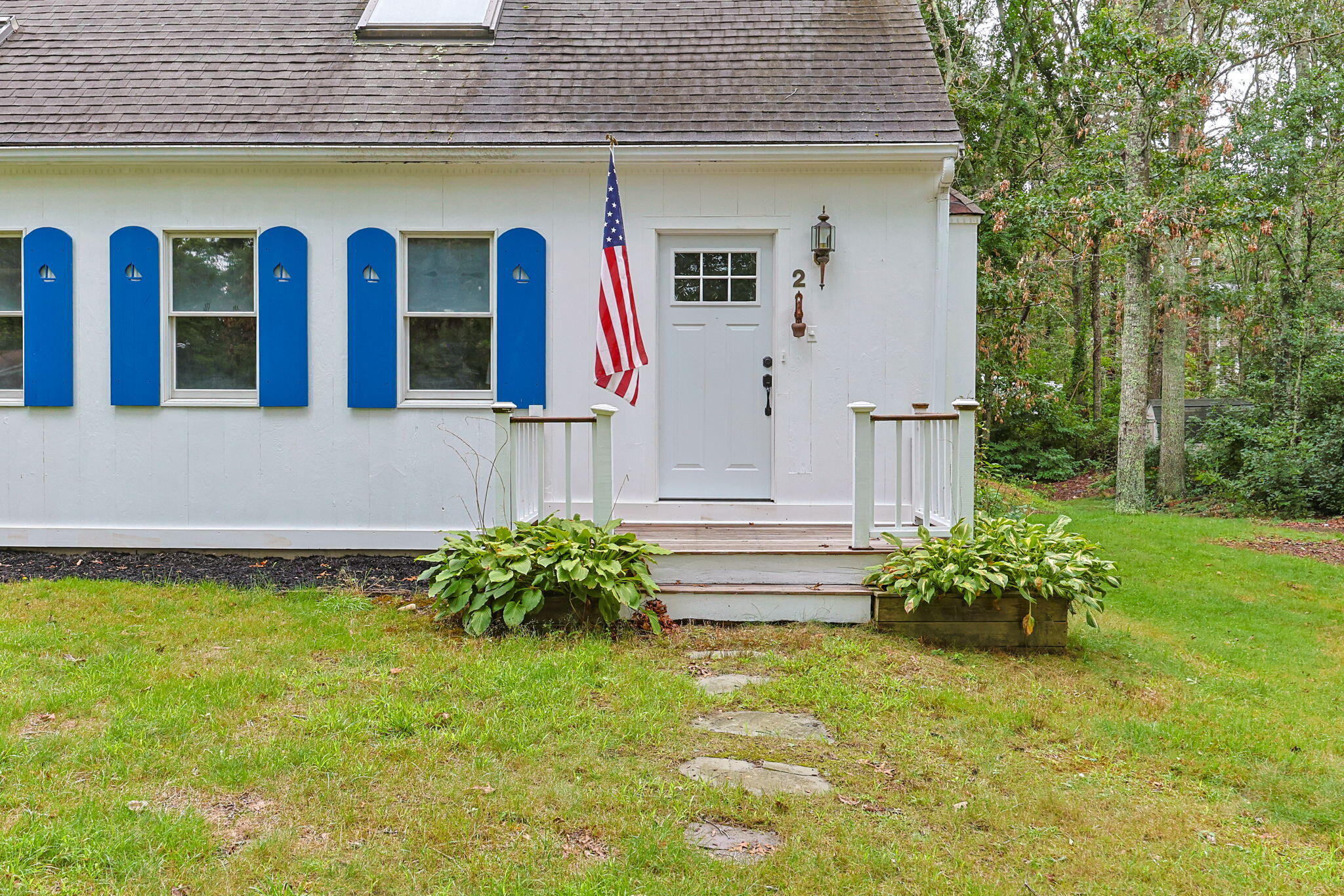2 Sharon Lane Property Photo 6