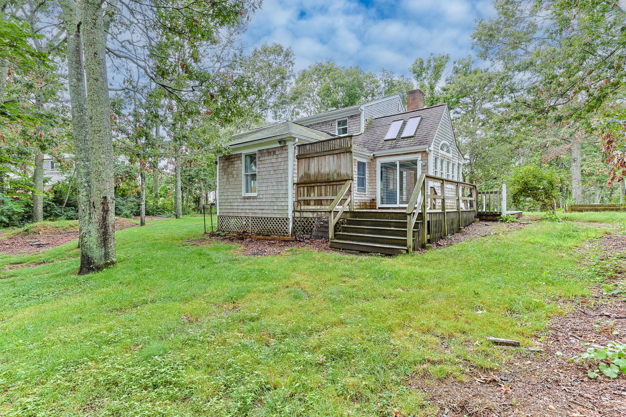 2 Sharon Lane Property Photo 45