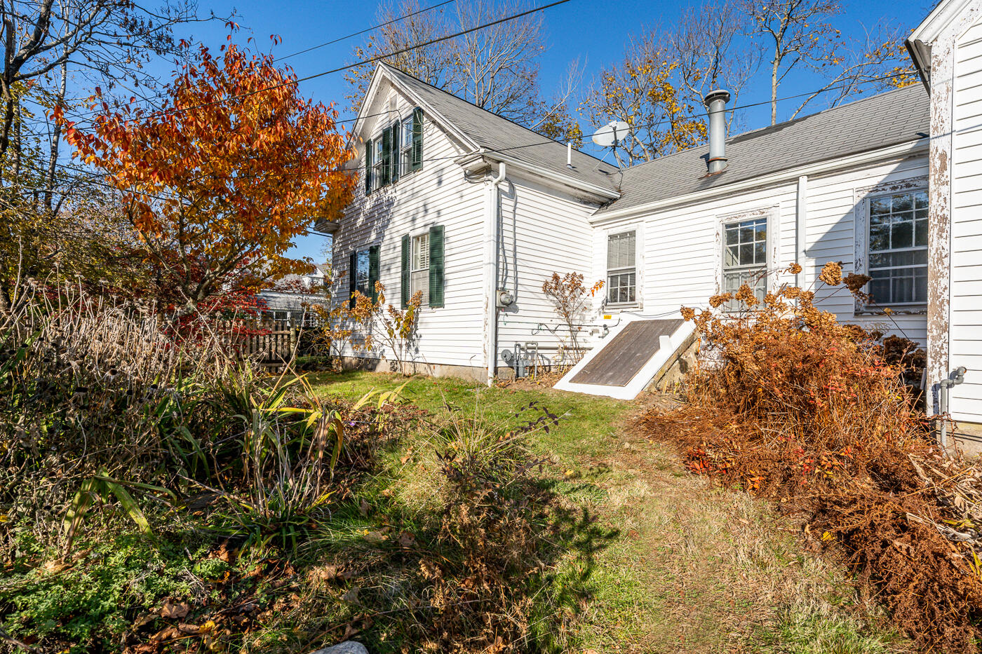 415 Barlows Landing Road Property Photo 28
