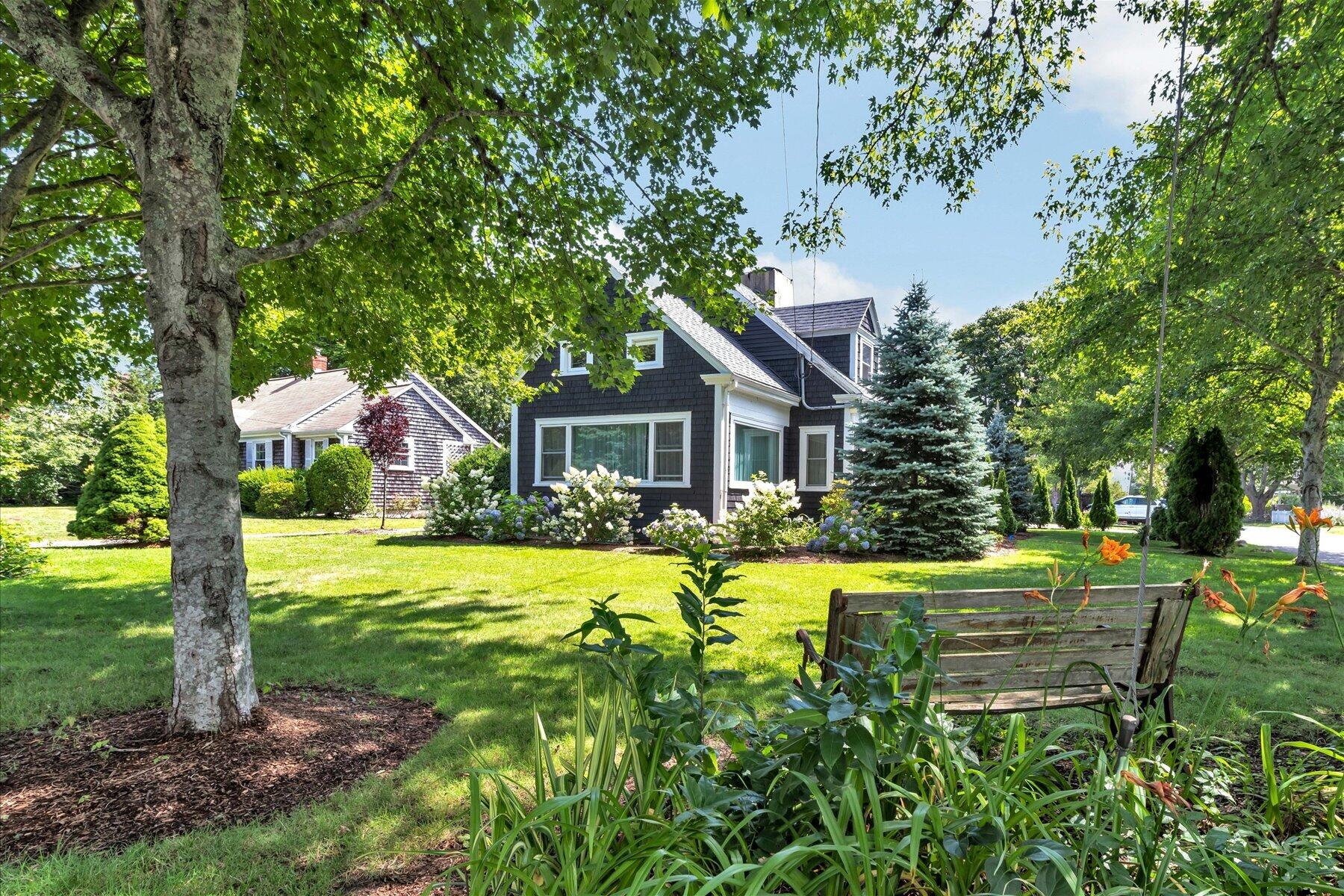 44 Maple Avenue Property Photo 1