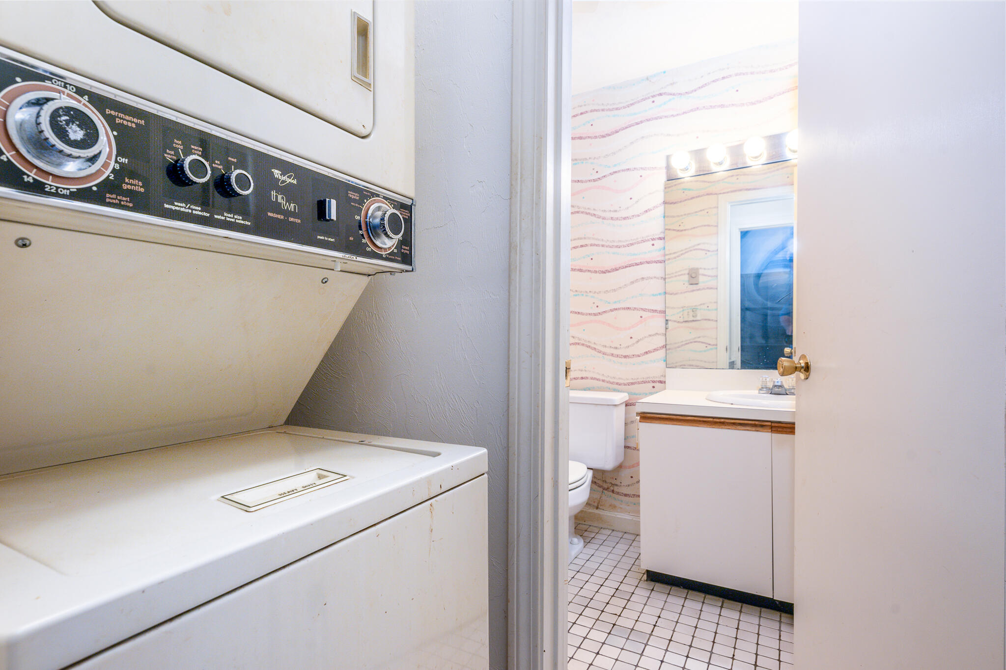 195 Falmouth Road # 8d Property Photo 16