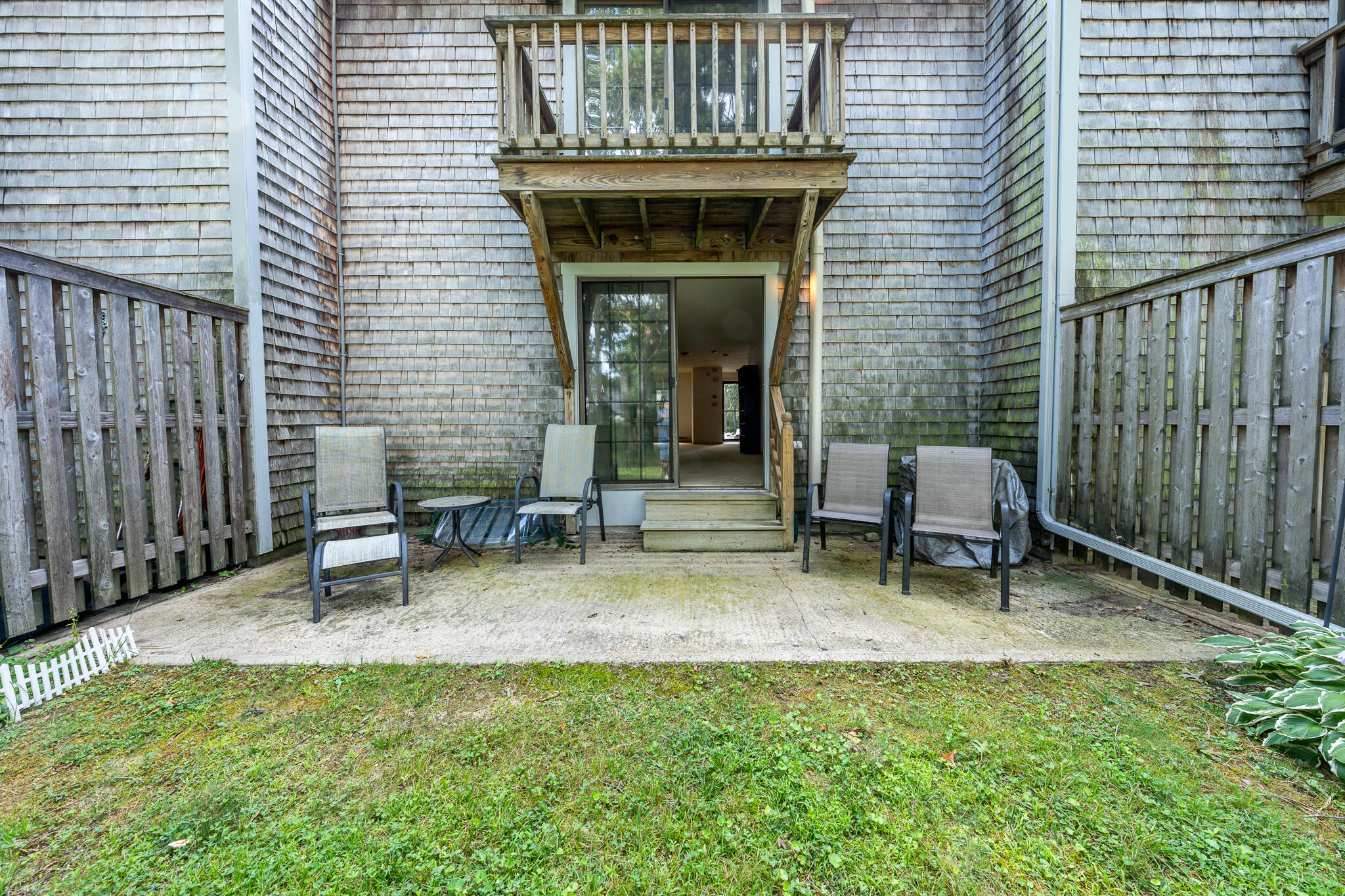 195 Falmouth Road # 8d Property Photo 17