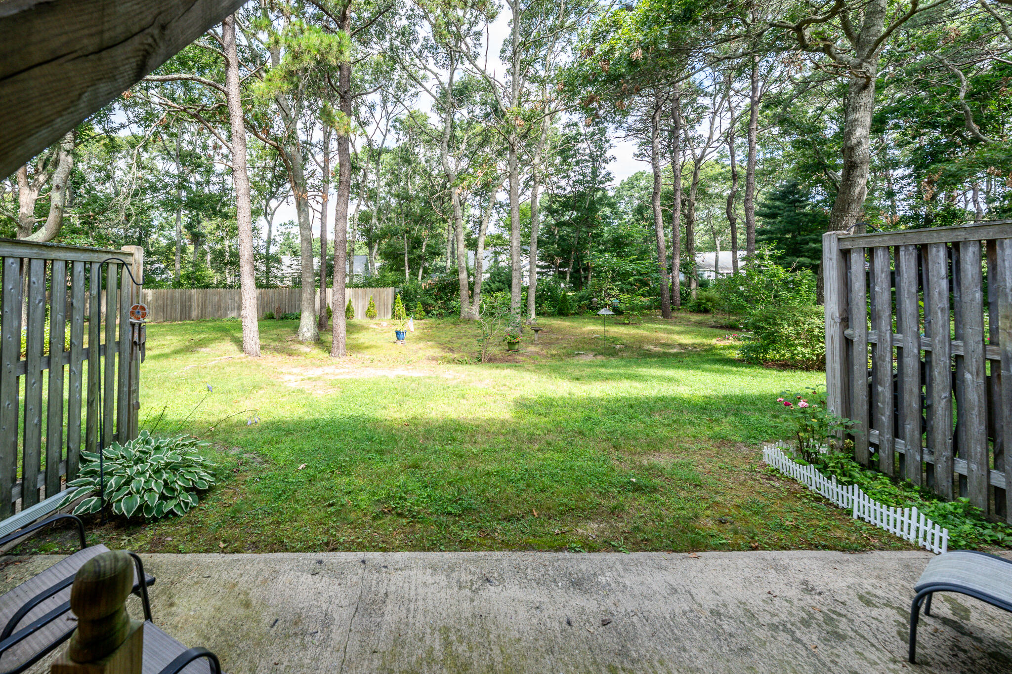 195 Falmouth Road # 8d Property Photo 18