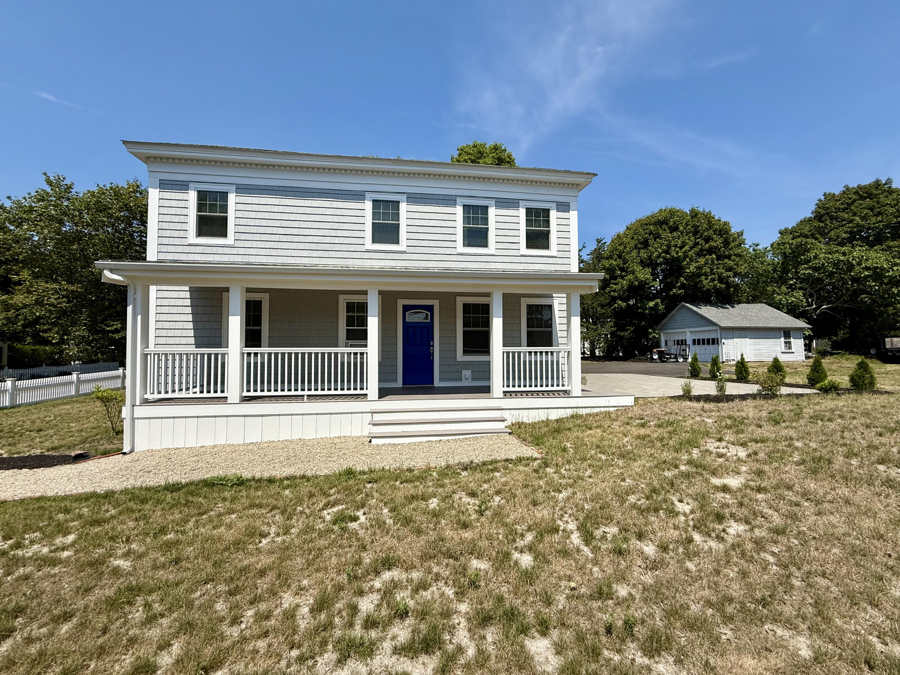 209 Bank Street Property Photo 1