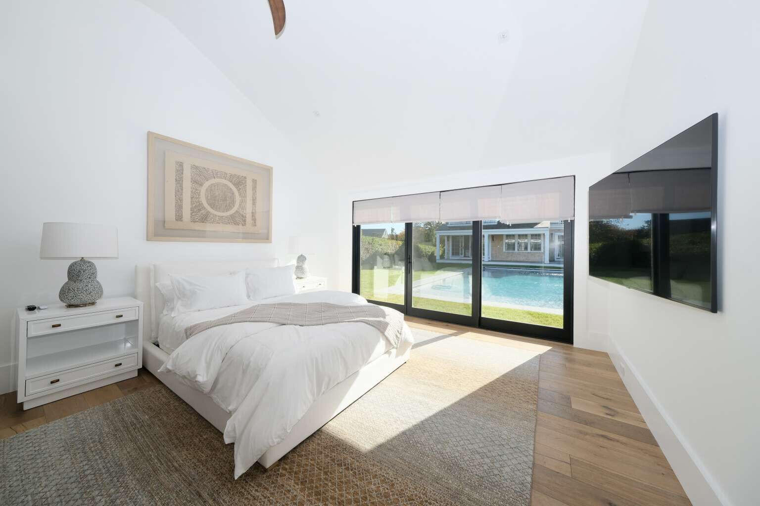 11a Meadow Lane Property Photo 39