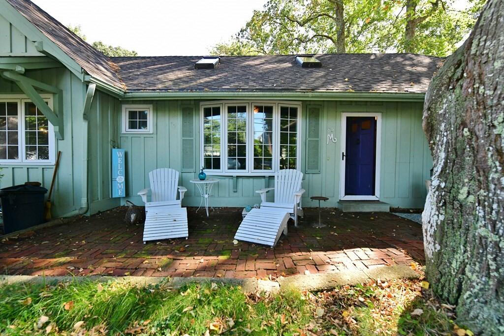 85 Presidents Road Property Photo 2