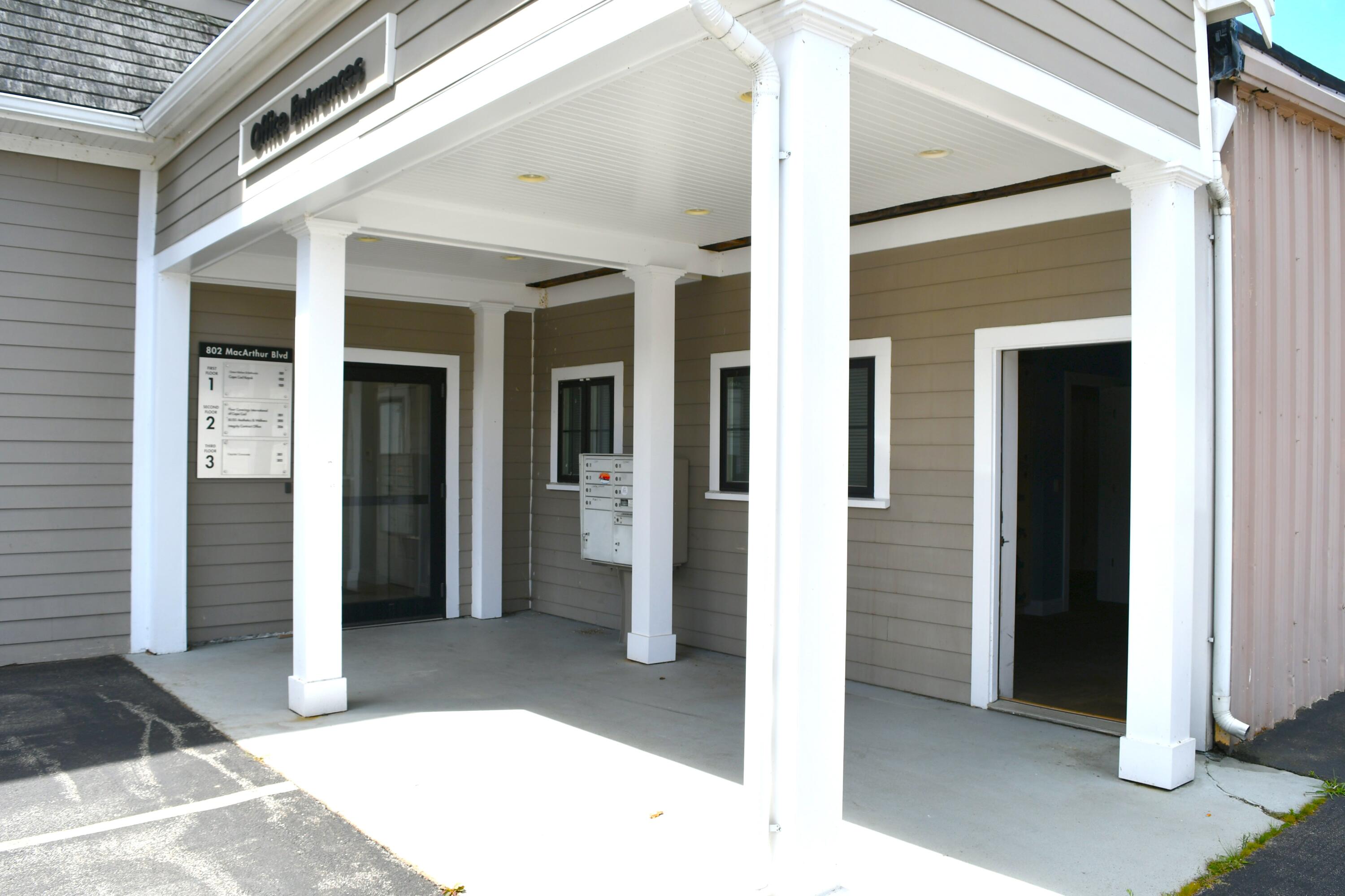 22603716 Property Photo 3