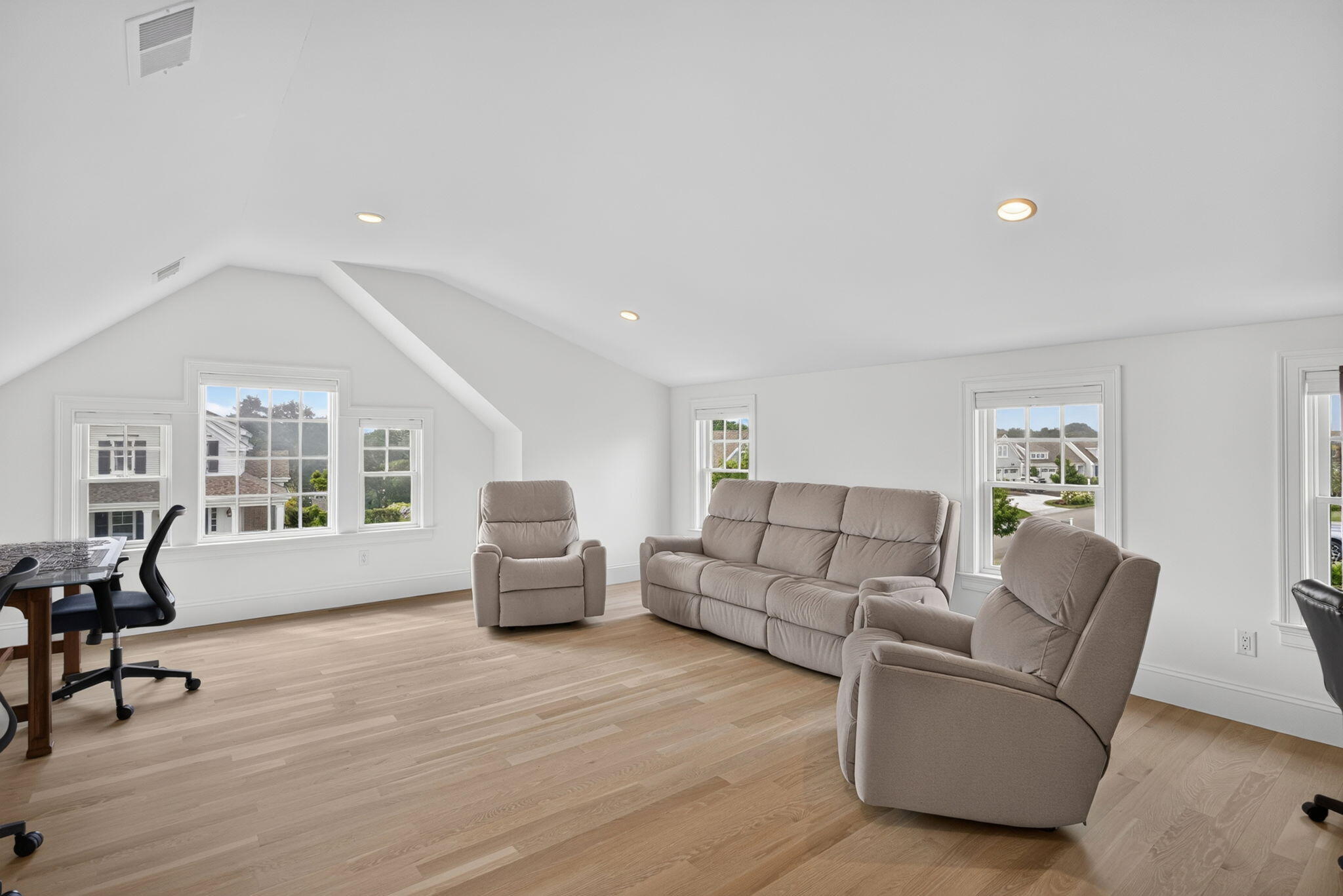 48 Hunter Rise Property Photo 39