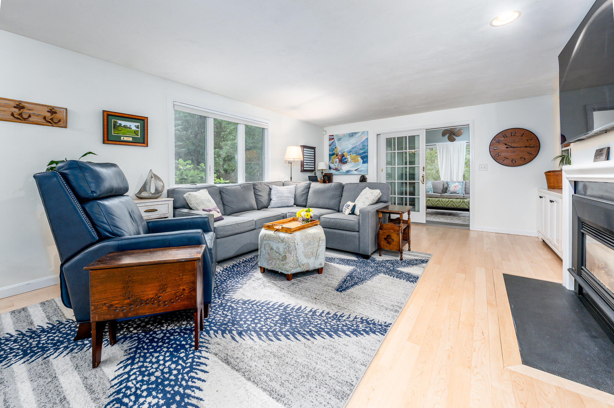 8 Executive Drive Property Photo 9