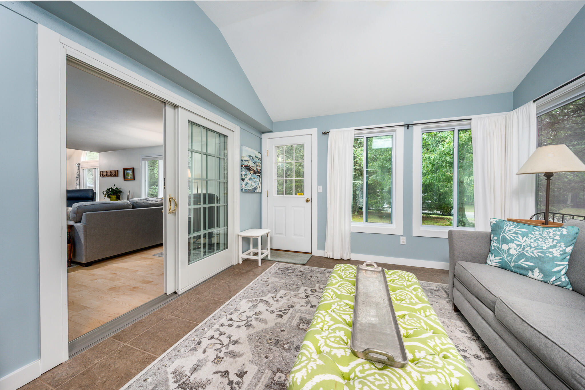 8 Executive Drive Property Photo 13