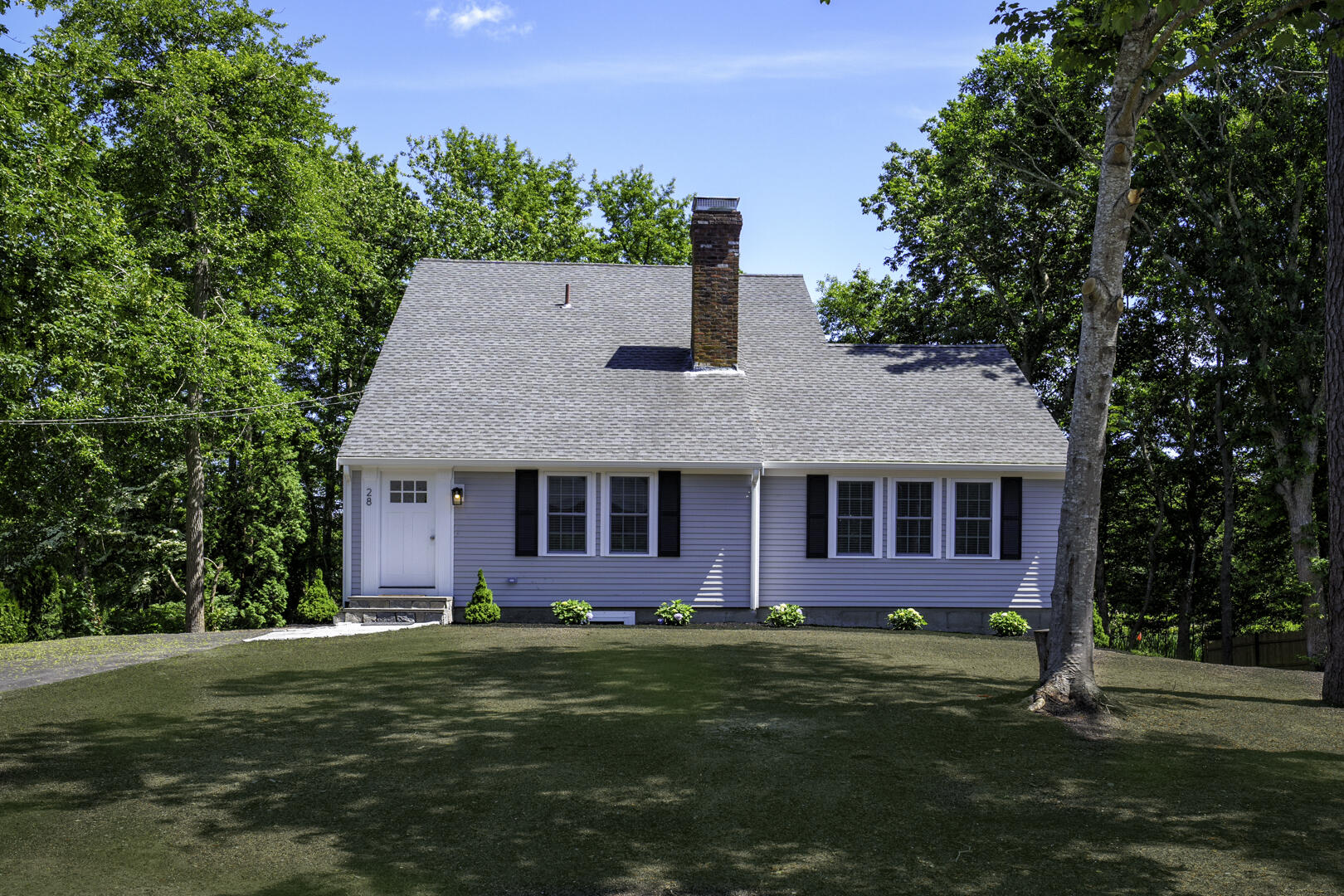 28 Seminole Drive Property Photo 2