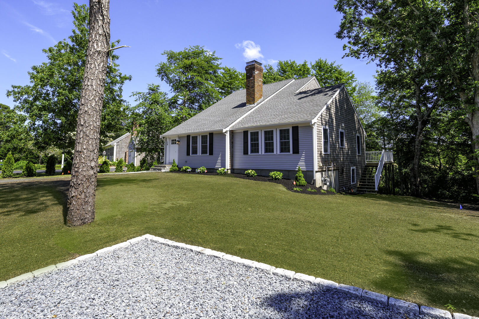 28 Seminole Drive Property Photo 3