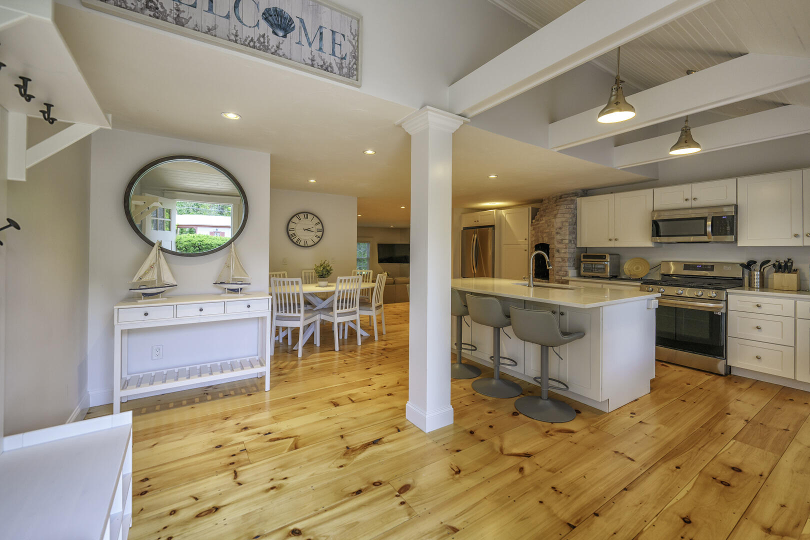 28 Seminole Drive Property Photo 4