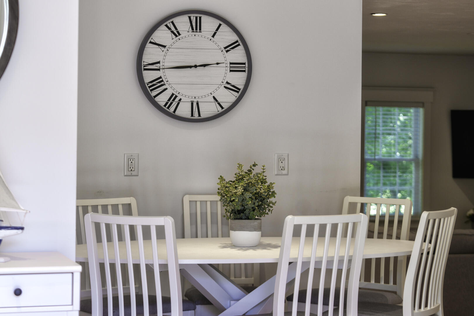 28 Seminole Drive Property Photo 8