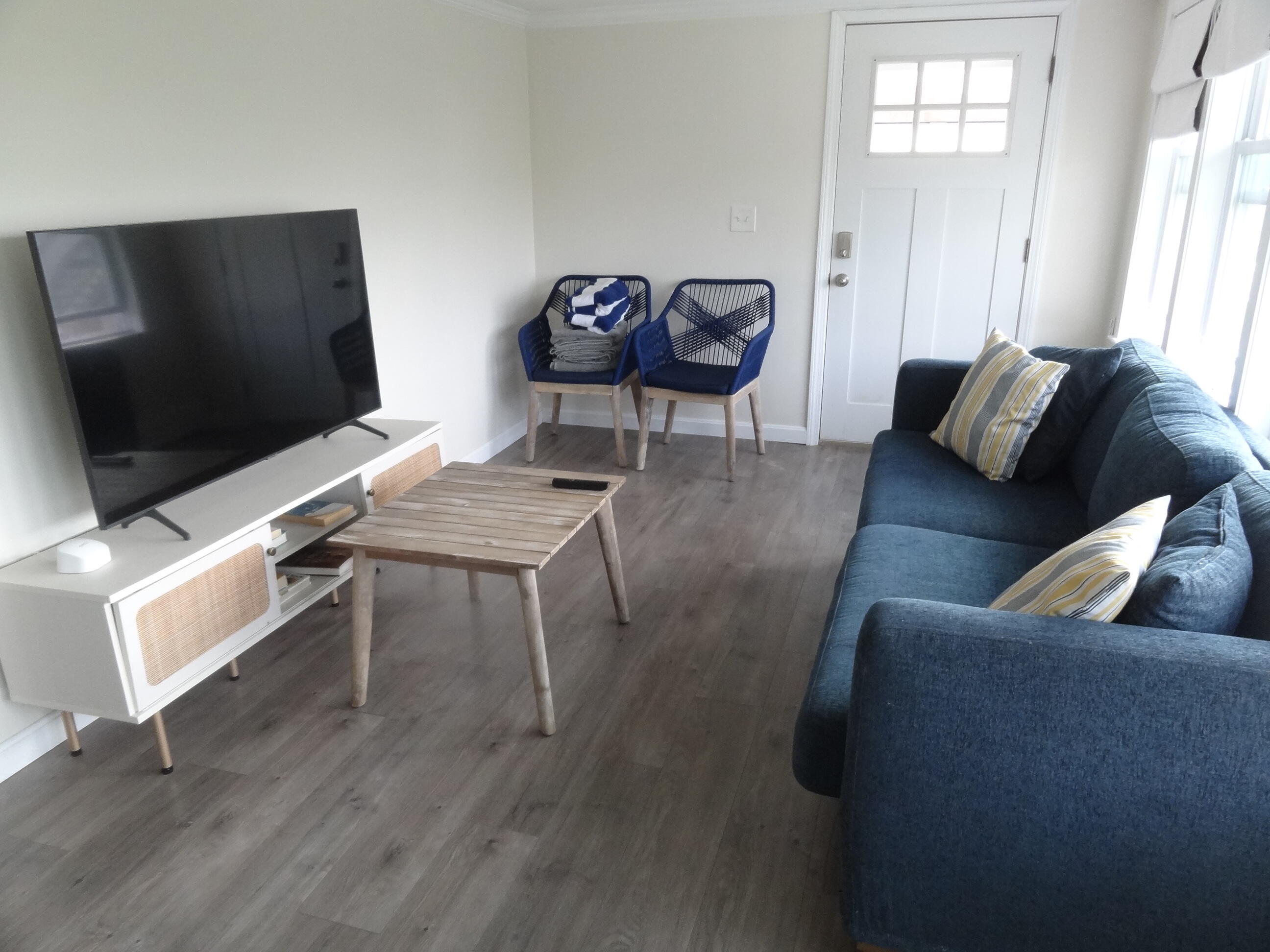 155 Bayview Street # B Property Photo 4