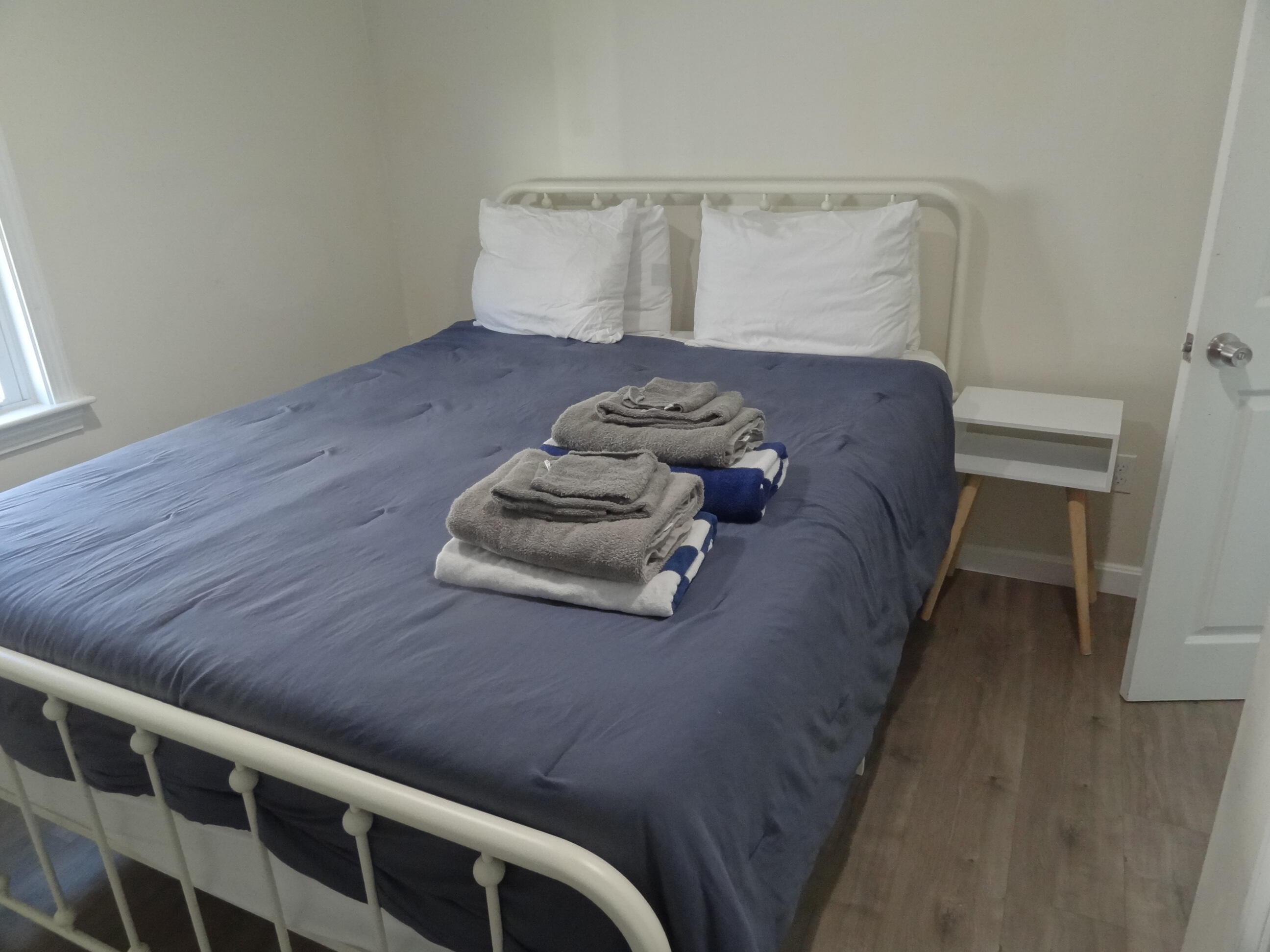 155 Bayview Street # B Property Photo 9