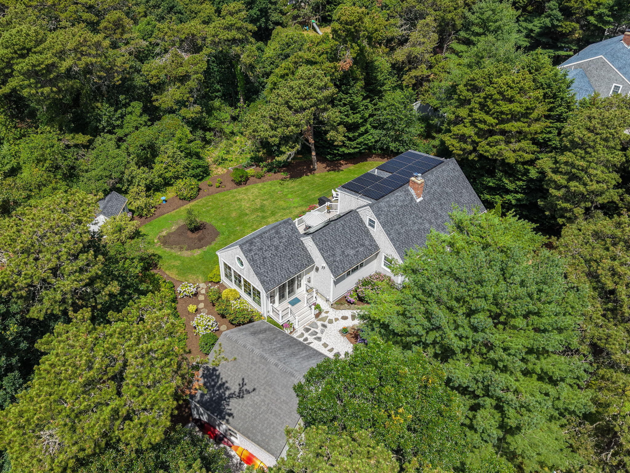 25 Pilgrims Path Property Photo 1