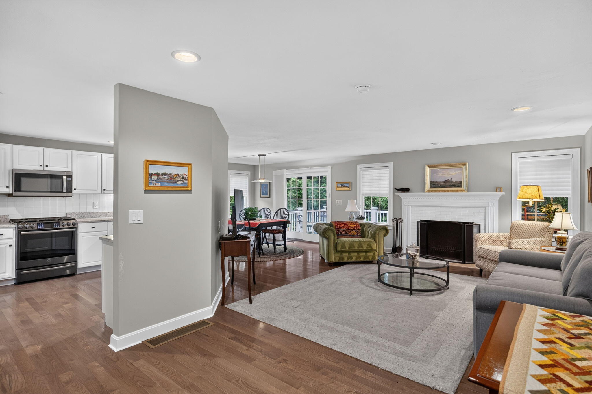8 Elizabeth Circle Unit 8 Property Photo 2