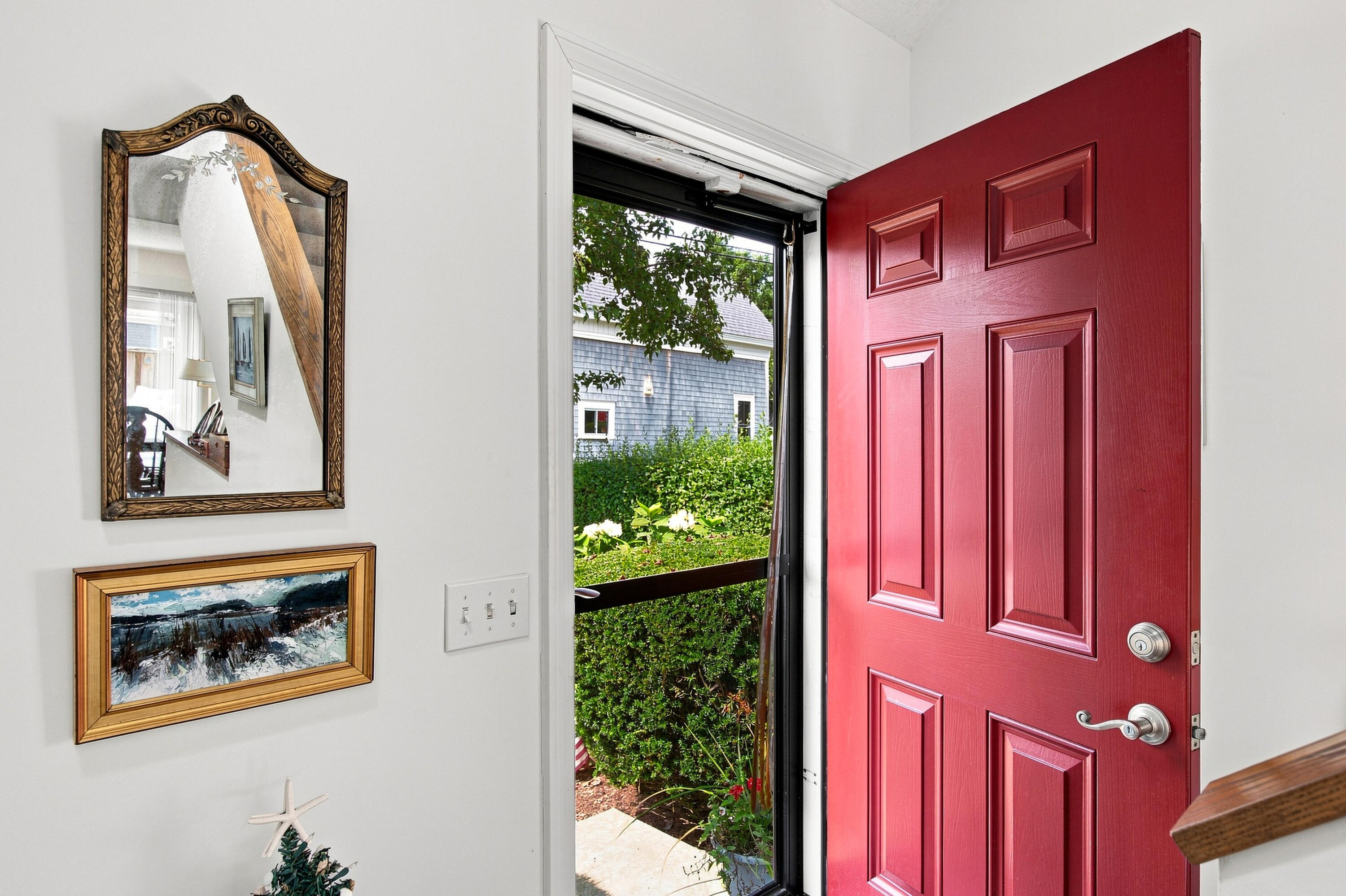 15 Mechanic Street Apt 1 Property Photo 2