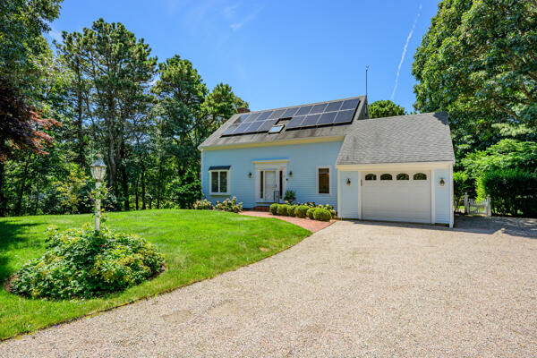 71 Rowland Drive Property Photo 1