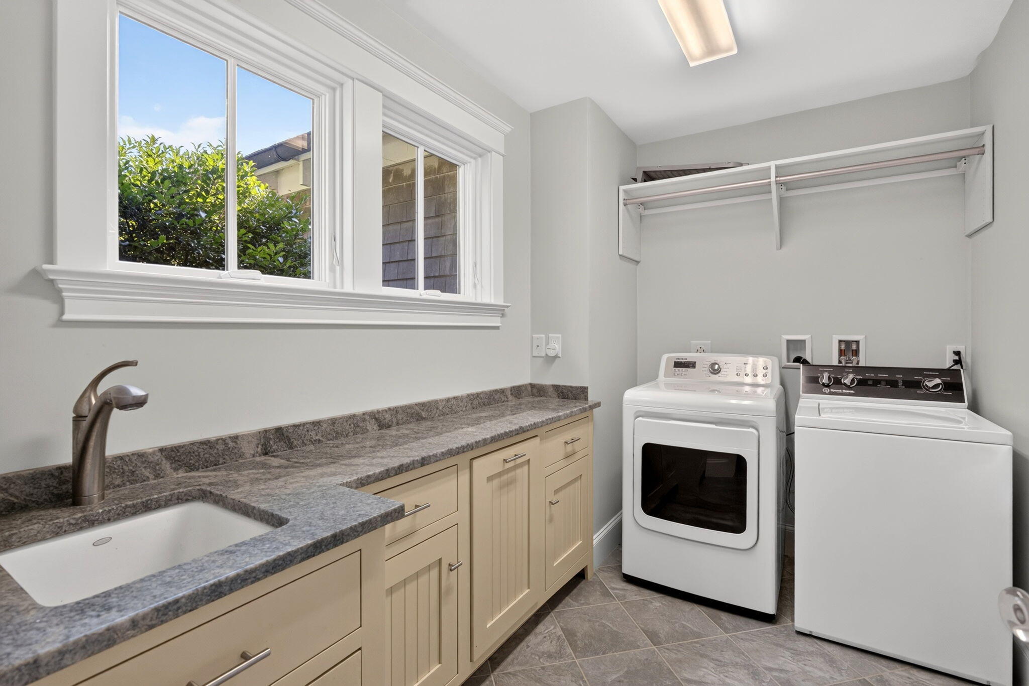 141 Hollingsworth Road Property Photo 40