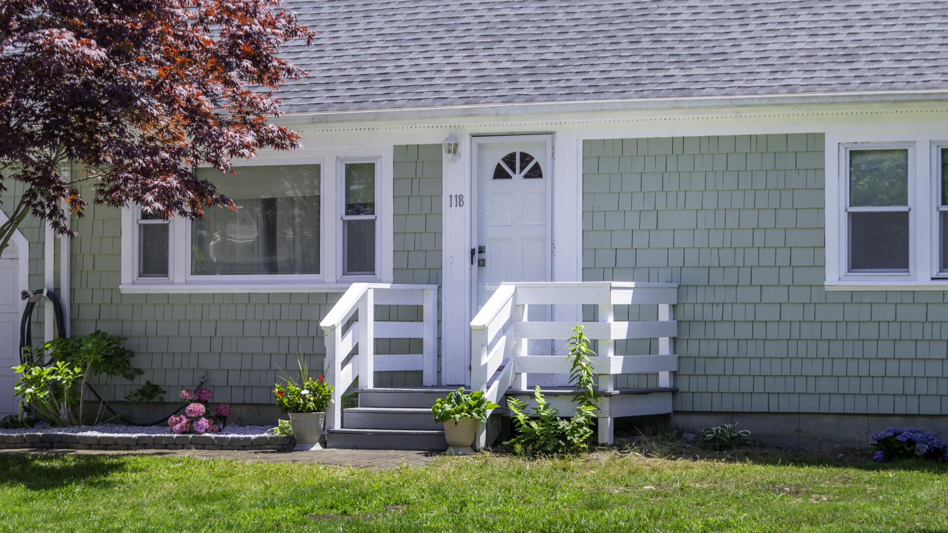 118 Walton Avenue Property Photo 1