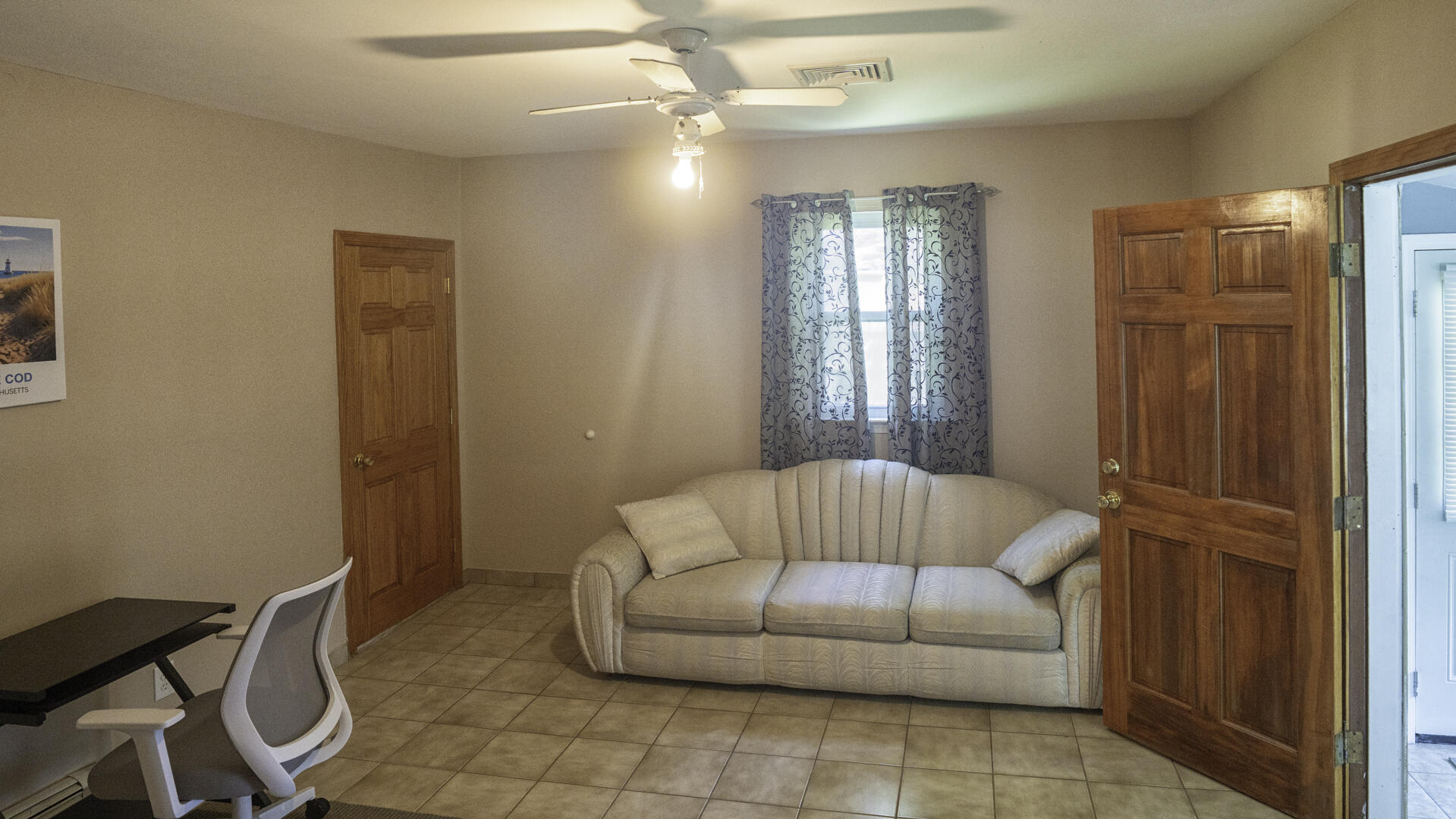118 Walton Avenue Property Photo 5