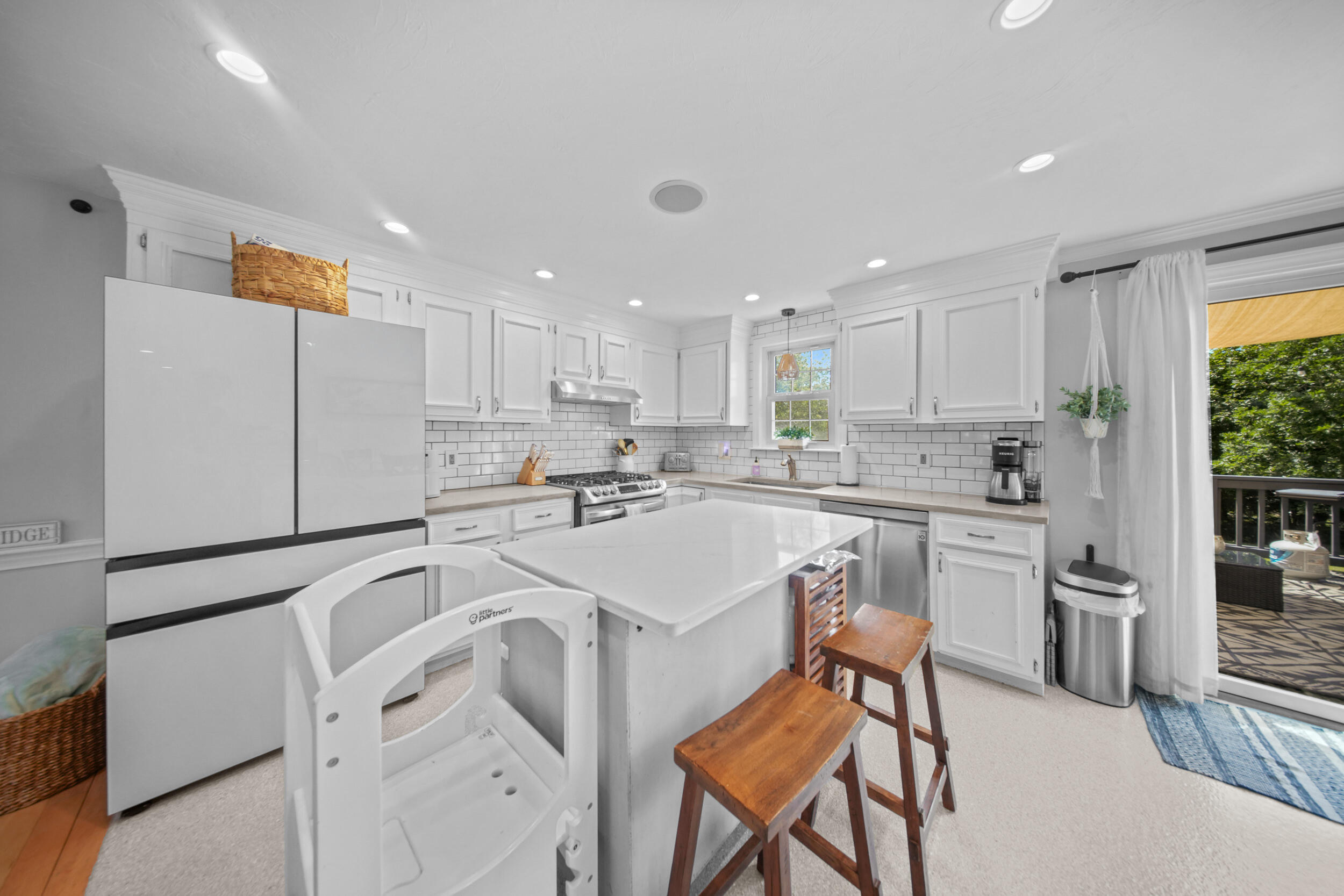 1109 Shootflying Hill Road Property Photo 7