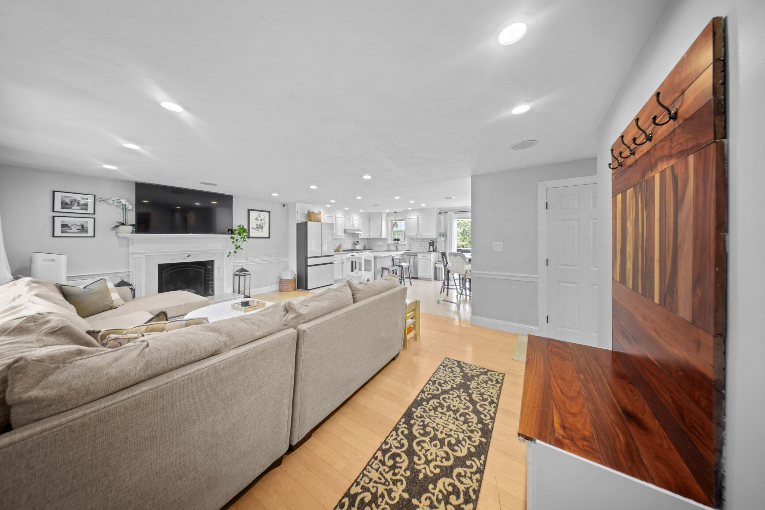1109 Shootflying Hill Road Property Photo 9