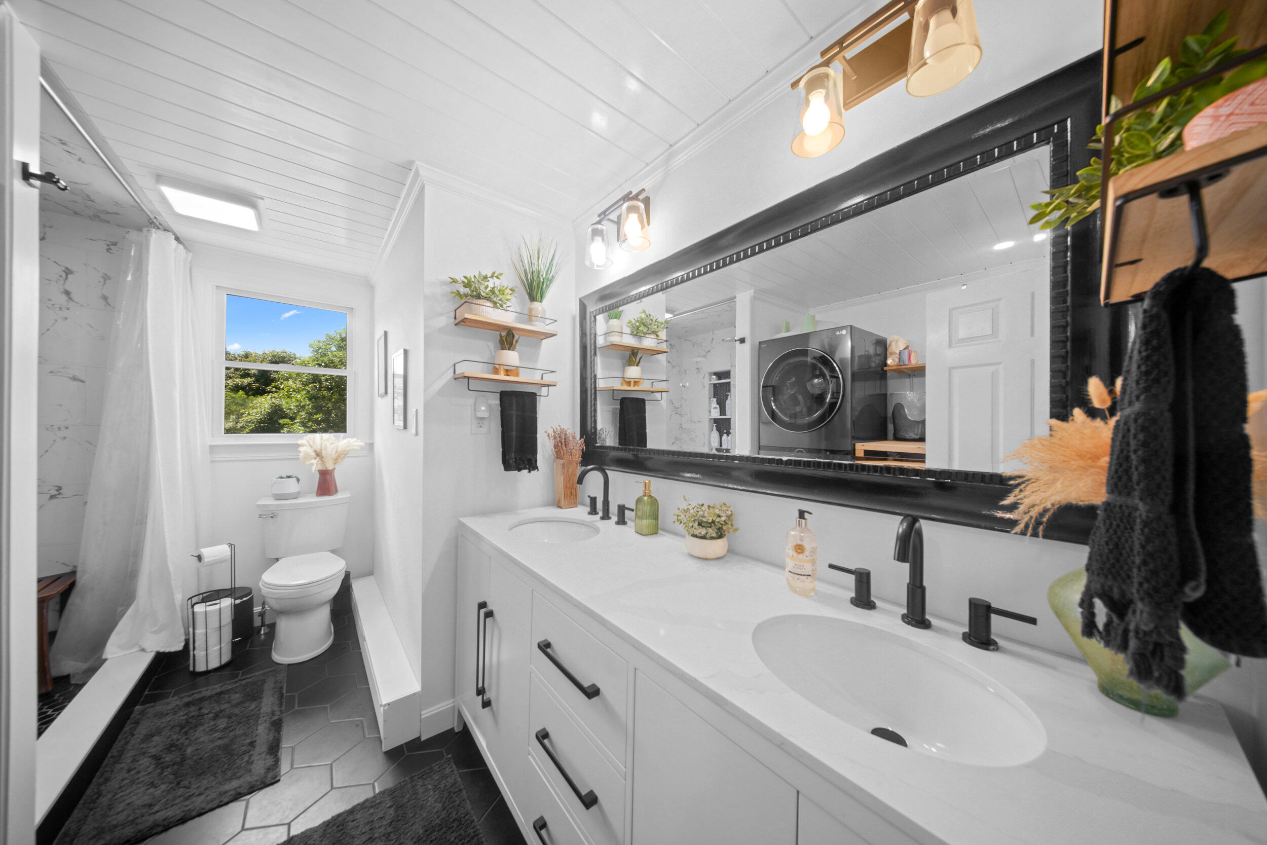 1109 Shootflying Hill Road Property Photo 17
