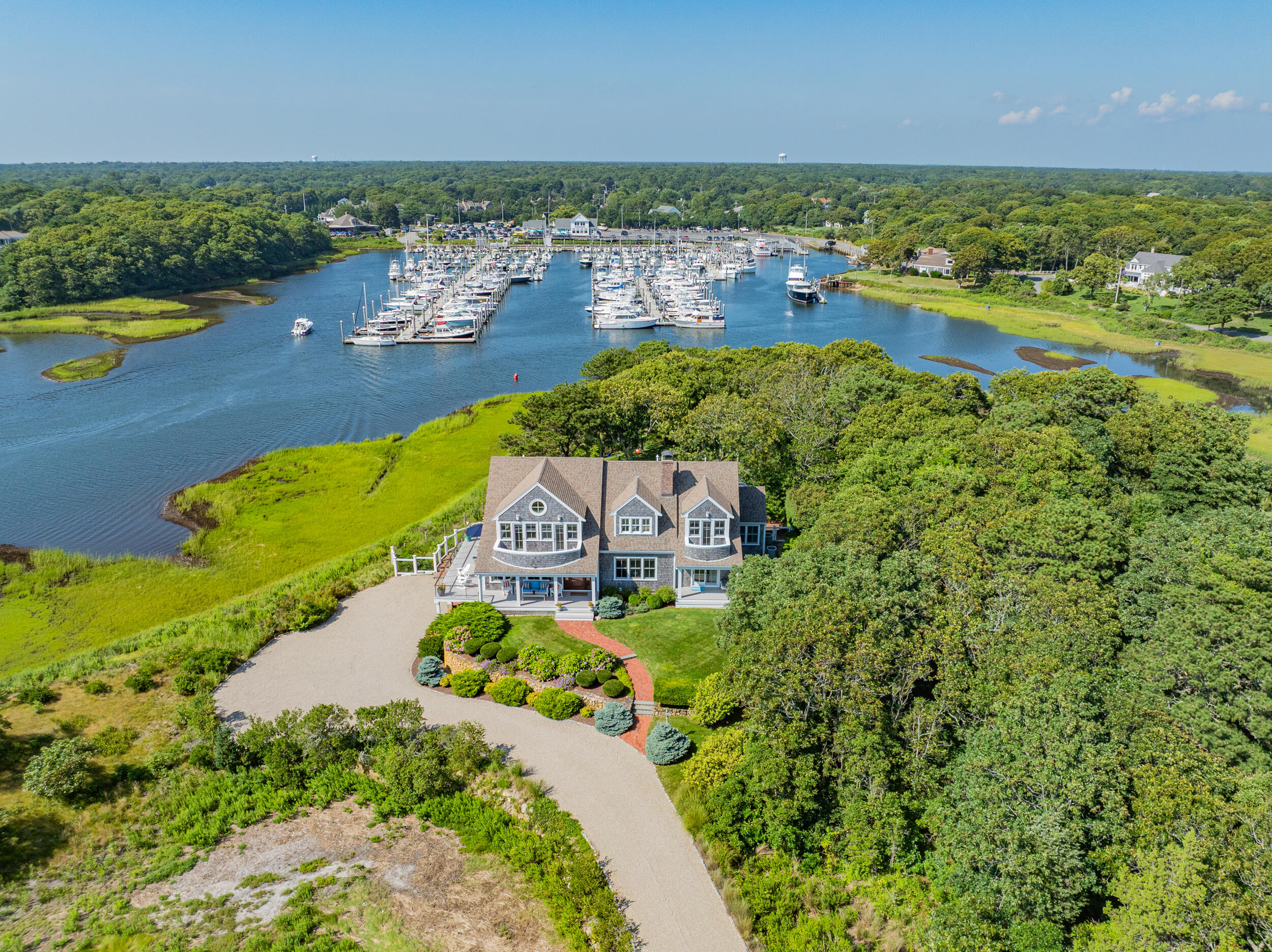 18 Saquatucket Point Property Photo 1