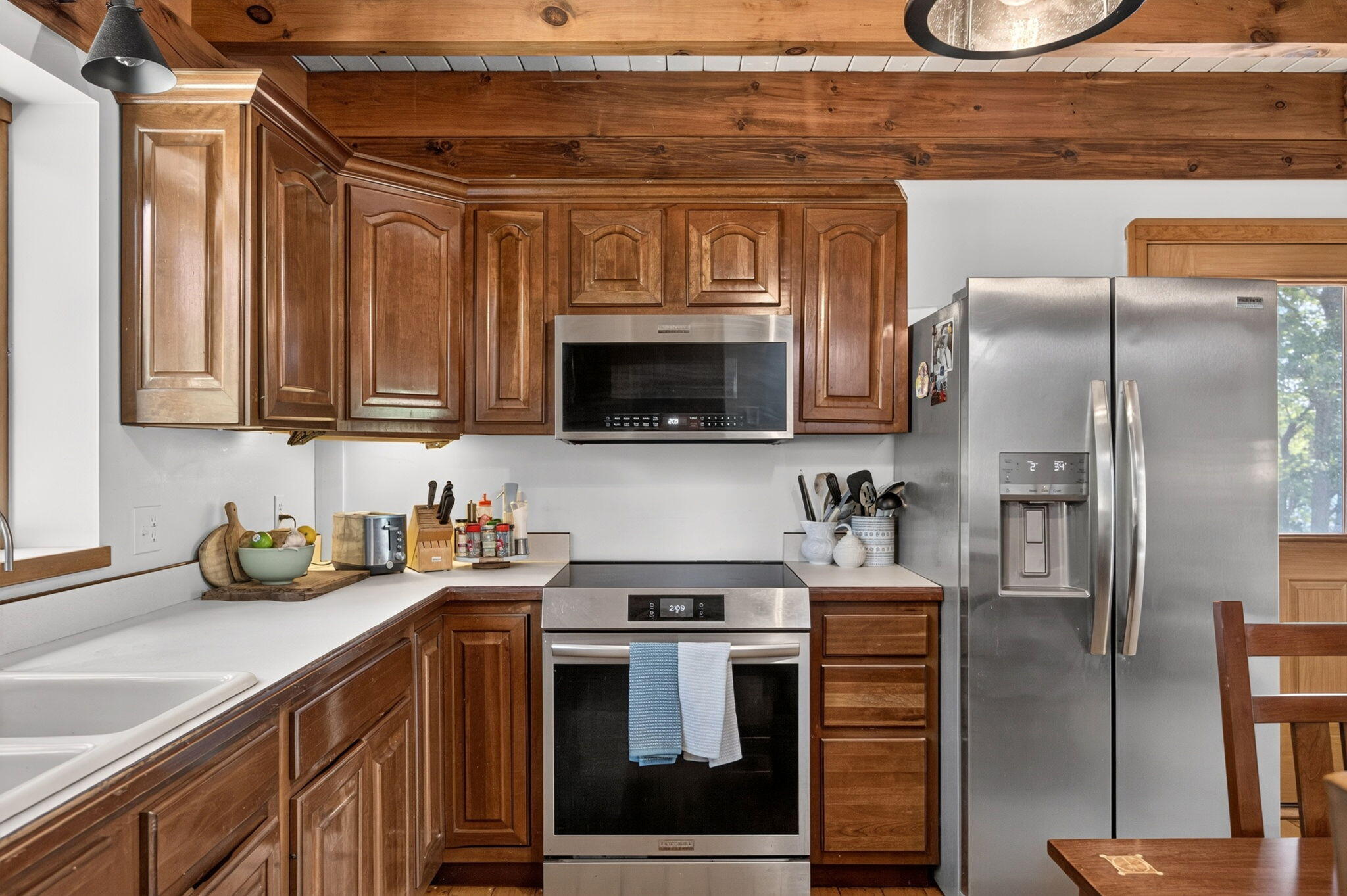 769 River Road Property Photo 12
