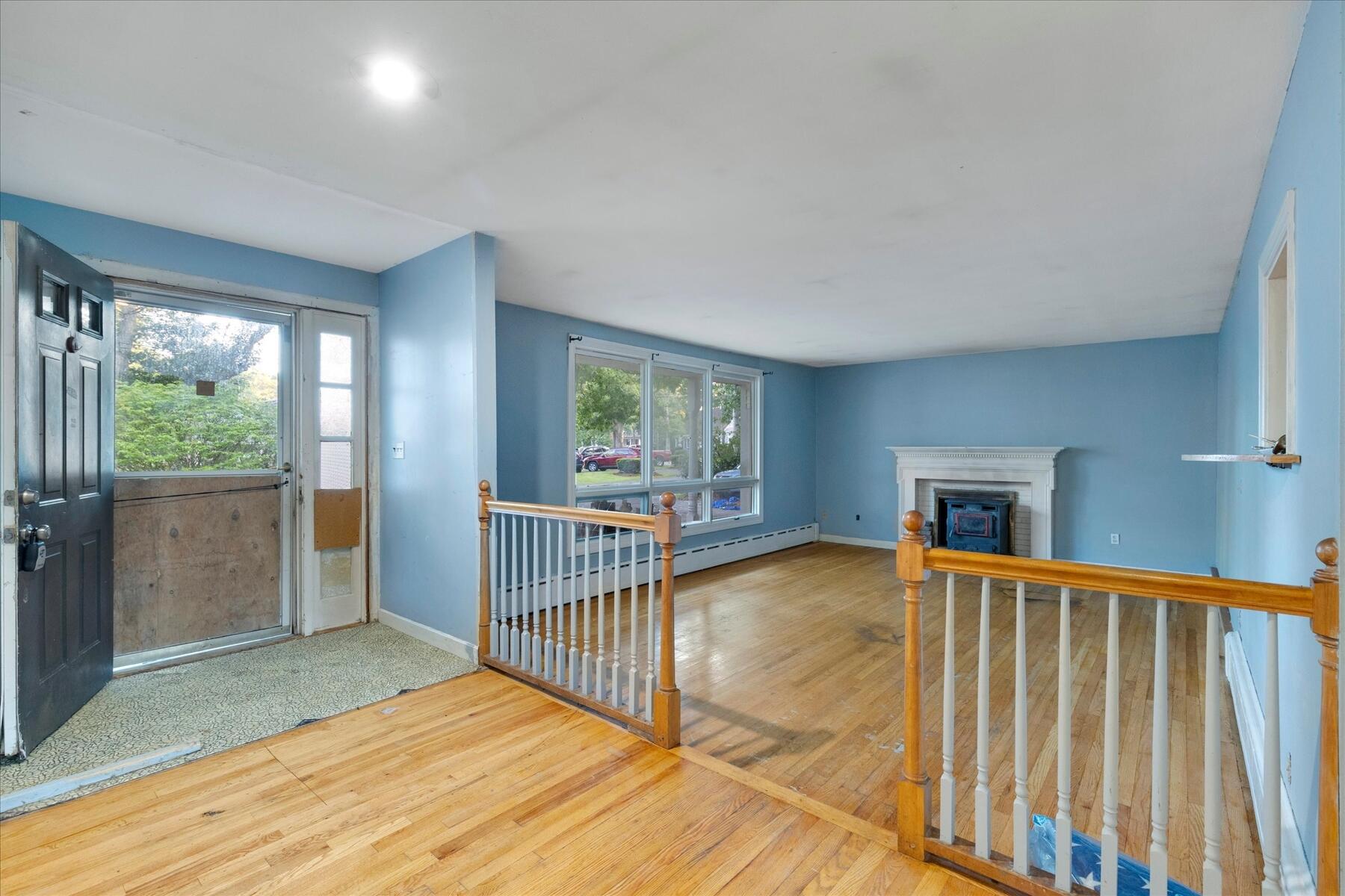 198 Bristol Avenue Property Photo 5