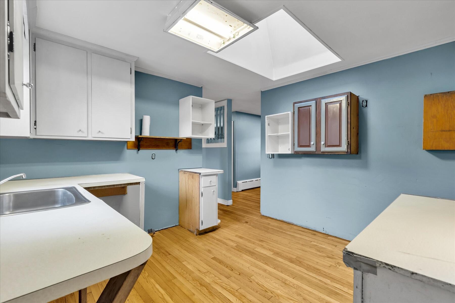 198 Bristol Avenue Property Photo 9