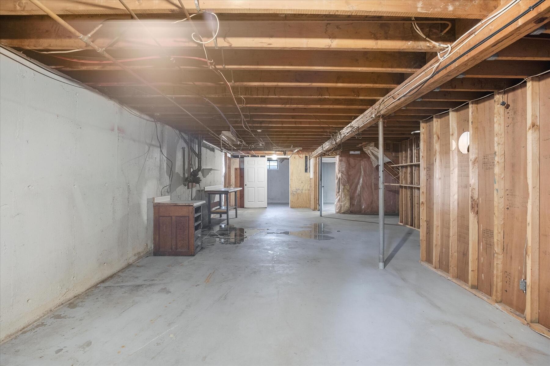 198 Bristol Avenue Property Photo 24