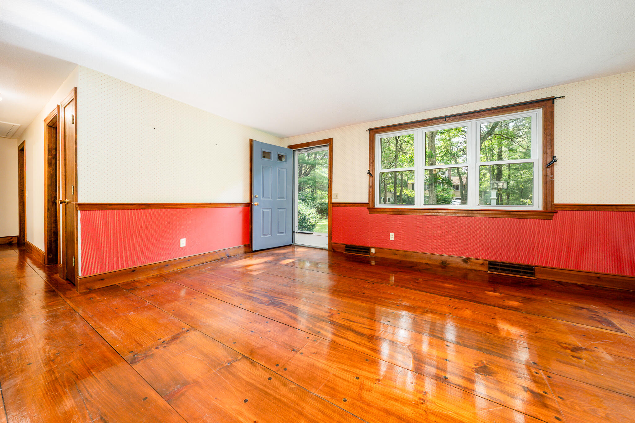 41 Bridle Path Property Photo 8