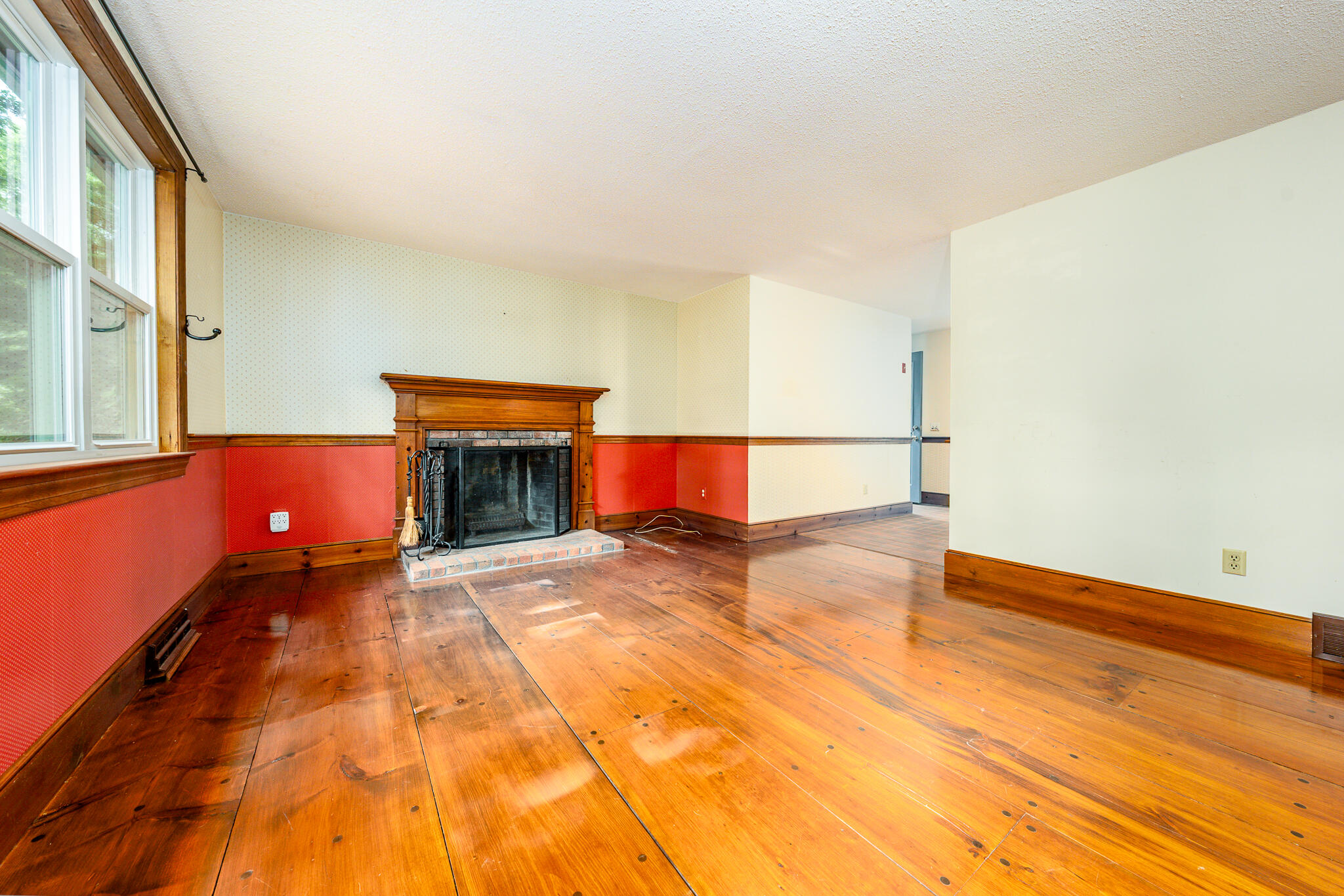 41 Bridle Path Property Photo 11