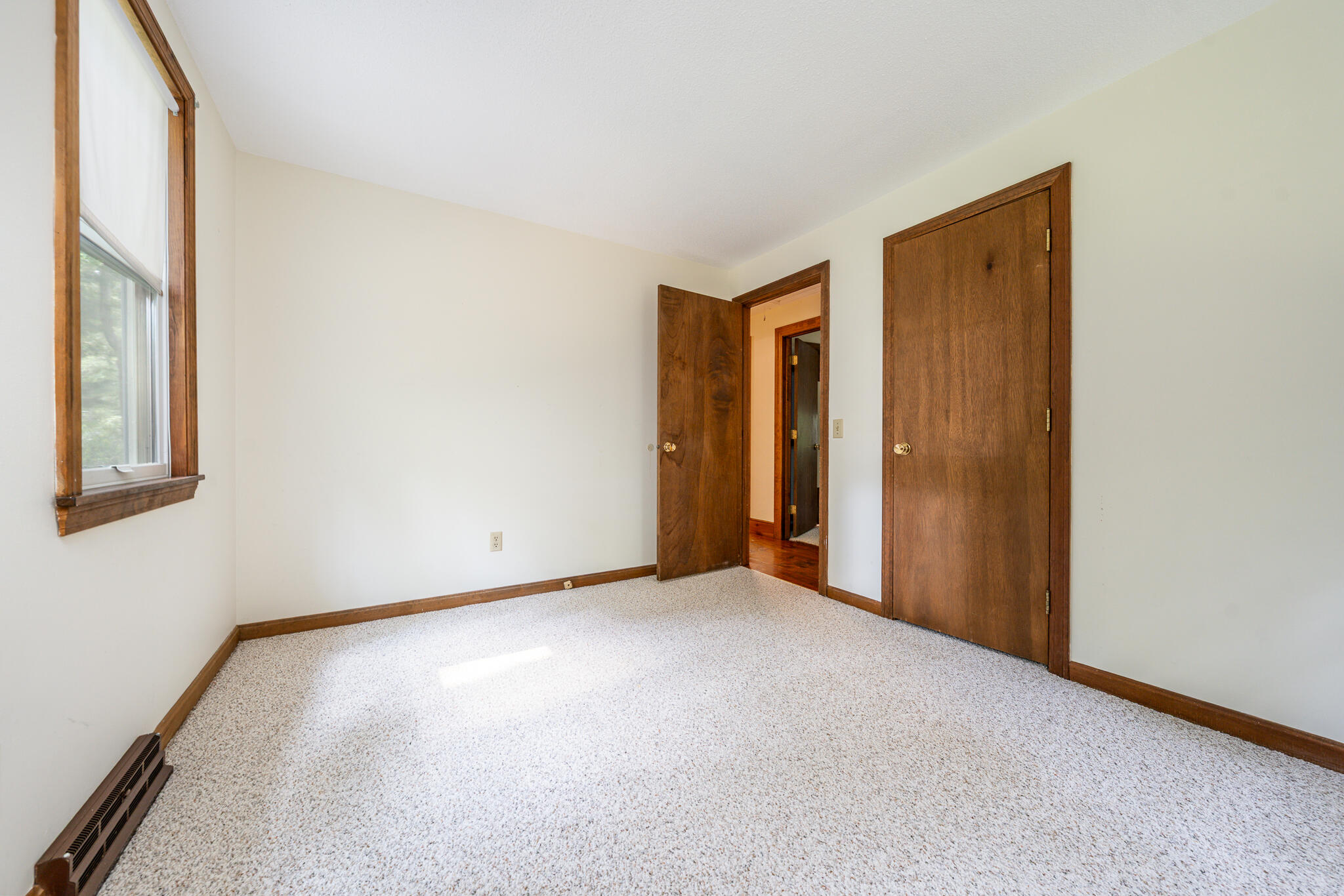41 Bridle Path Property Photo 24