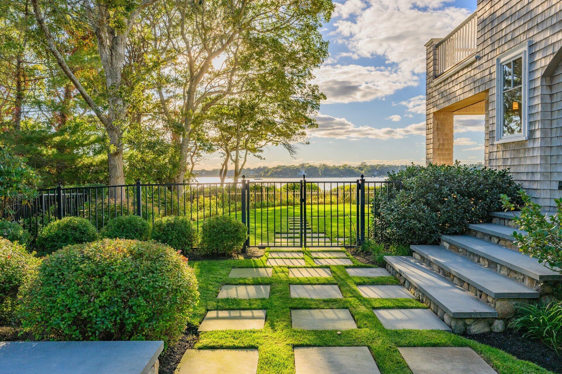 47 Sunset Point Property Photo 13