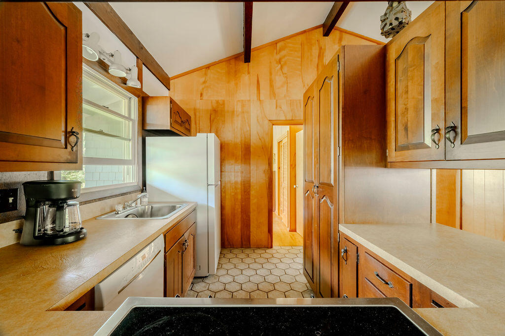 450 Lieutenant Island Road Property Photo 3