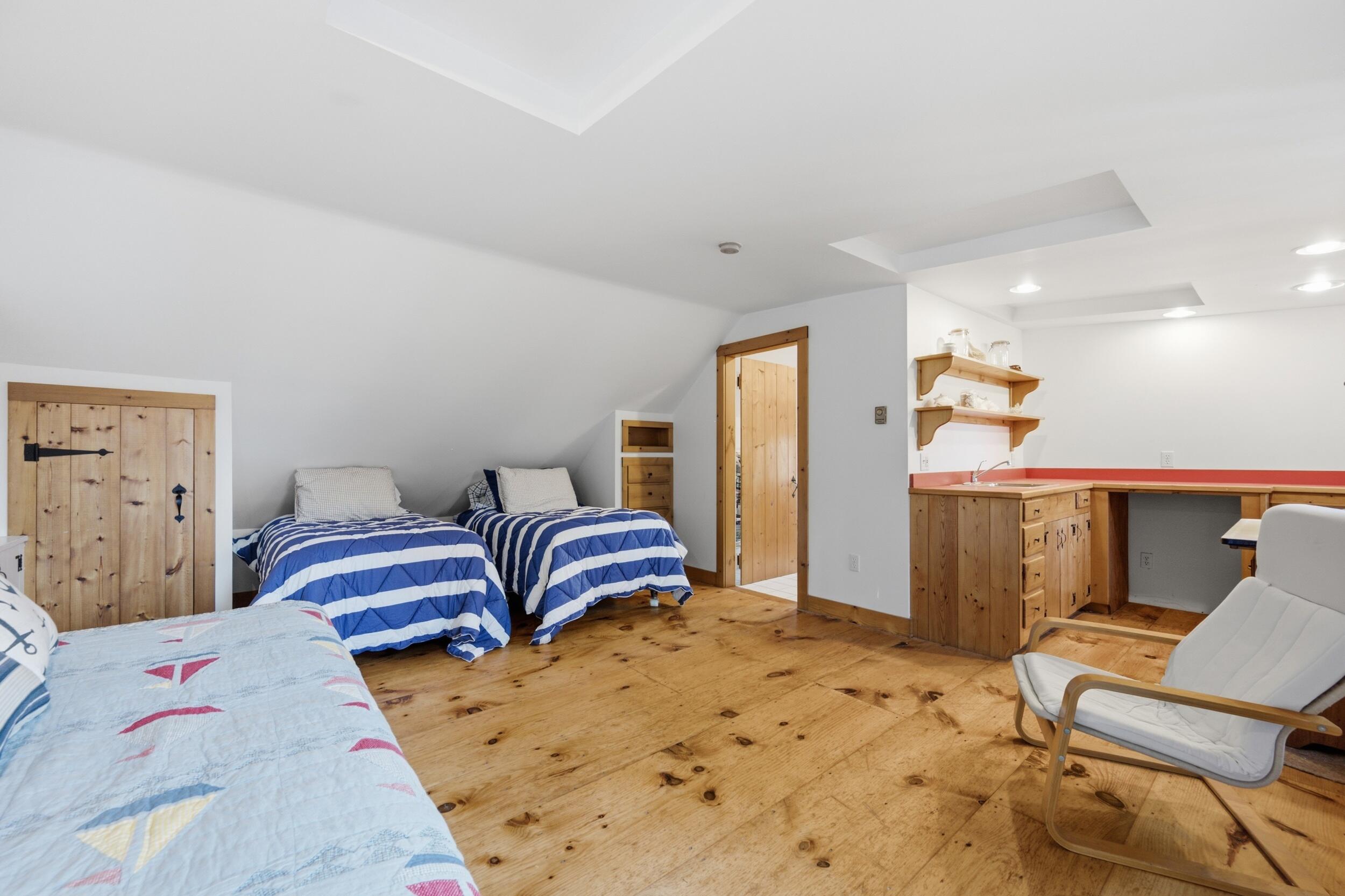 108 Queen Anne Road Property Photo 53