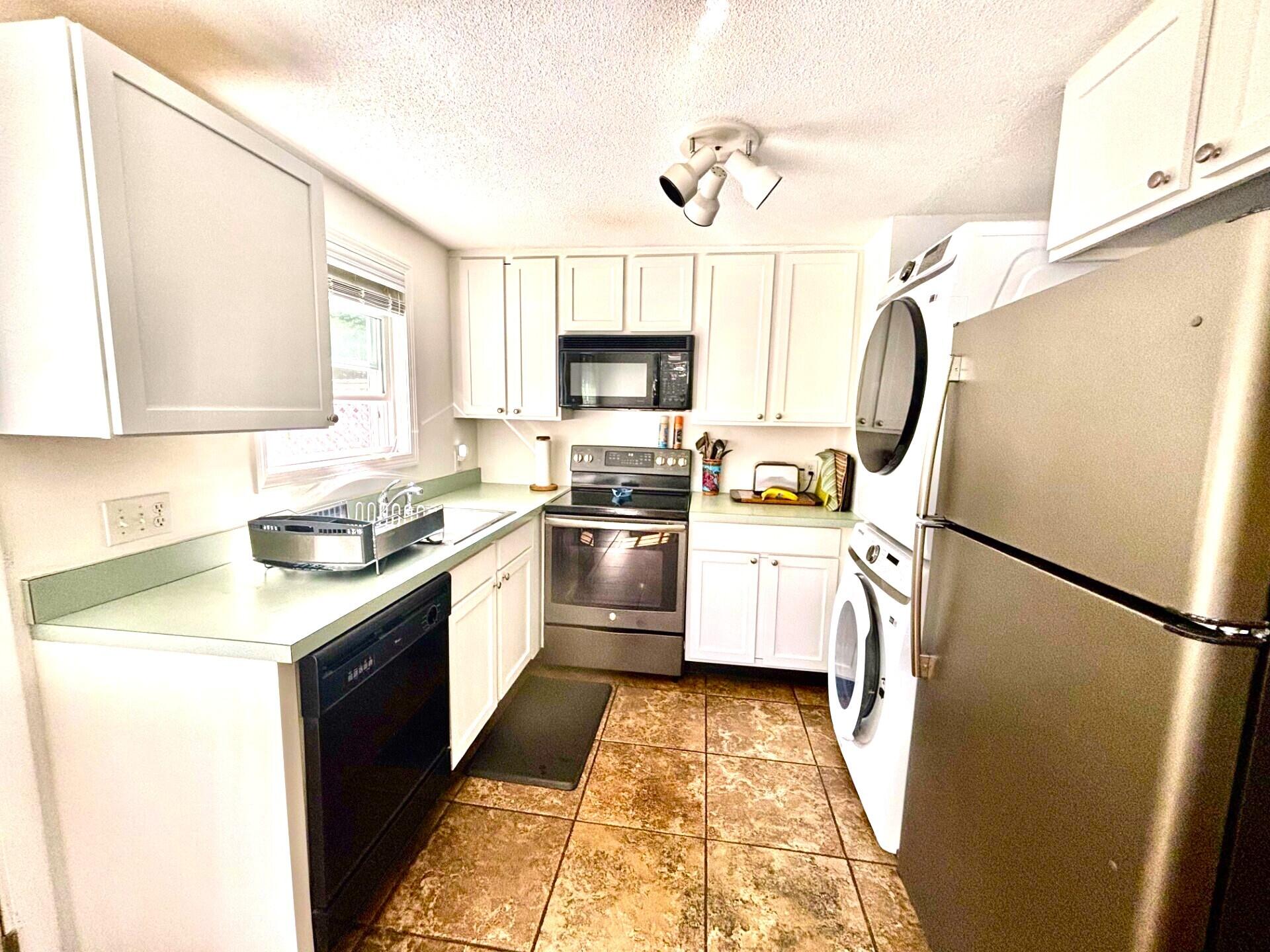 11 Stanley Street Property Photo 7