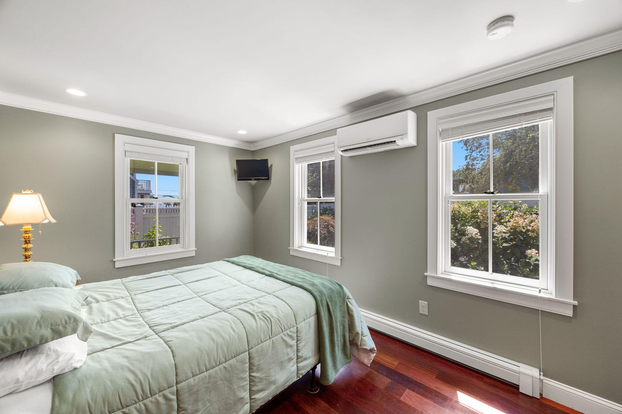 4 Atwood Avenue Unit 2 Property Photo 15