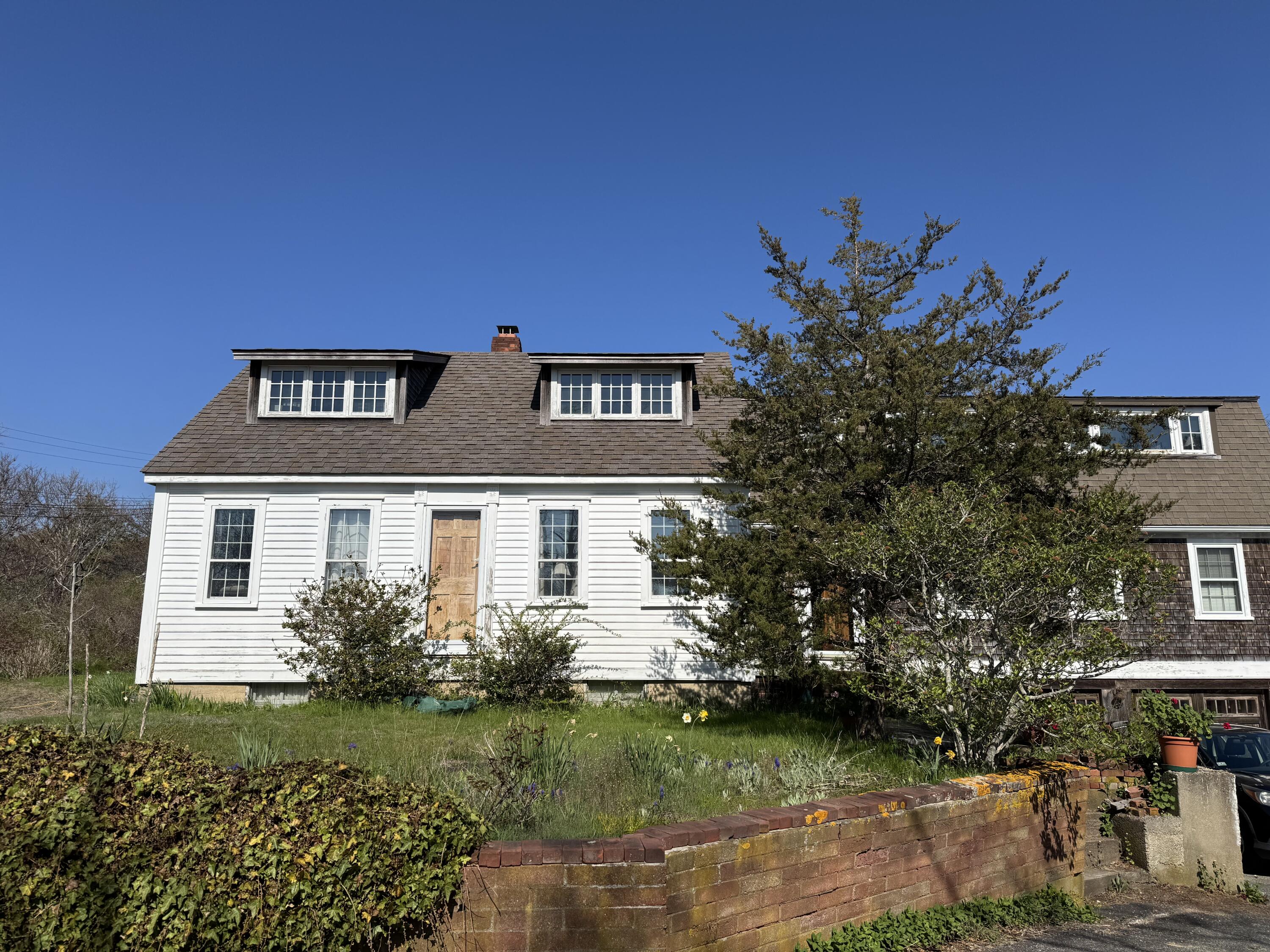 10 Benson Road Property Photo 1