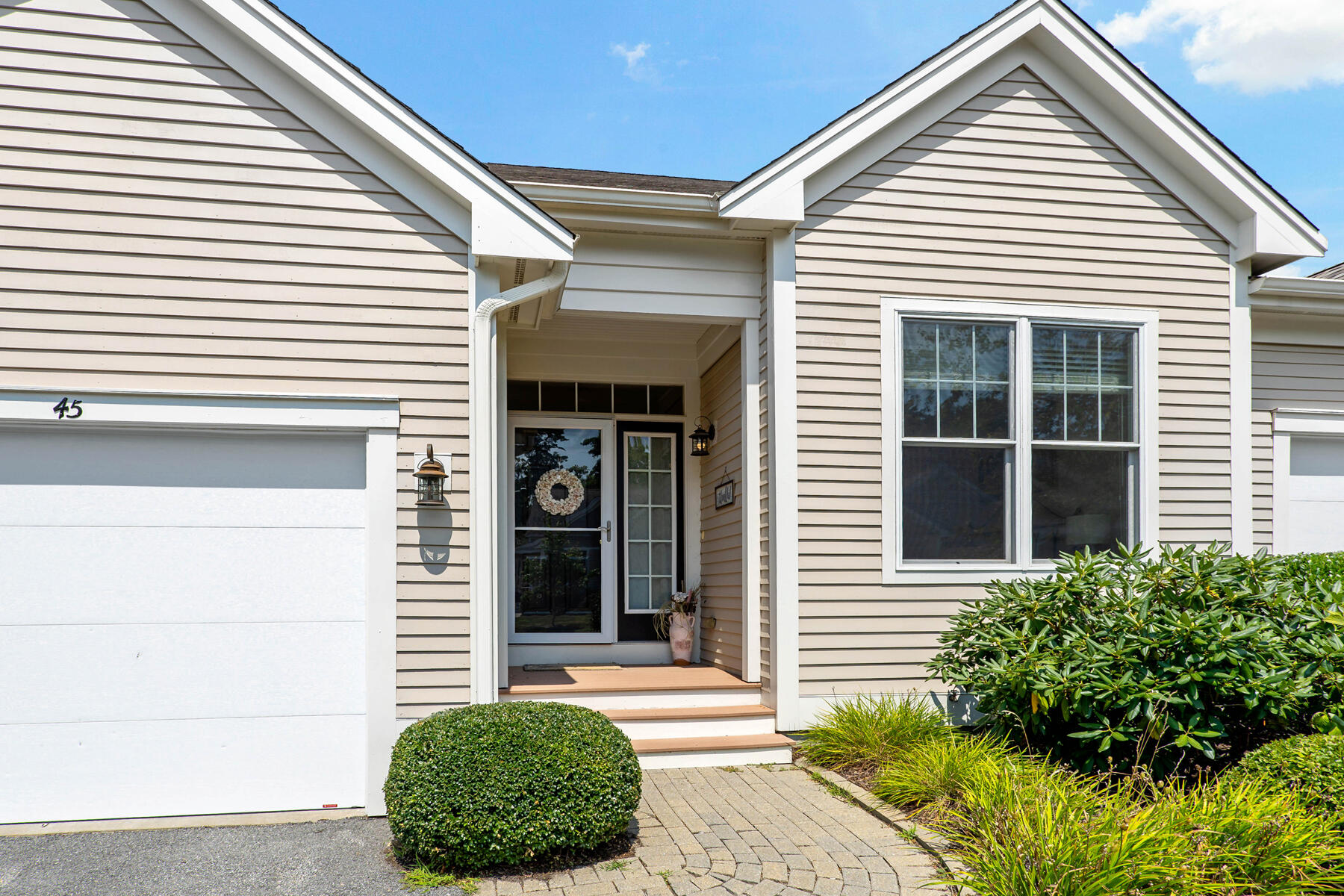 45 Grey Hawk Drive Property Photo 2