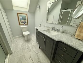 605 White Cliff Drive Unit 605 Property Photo 10