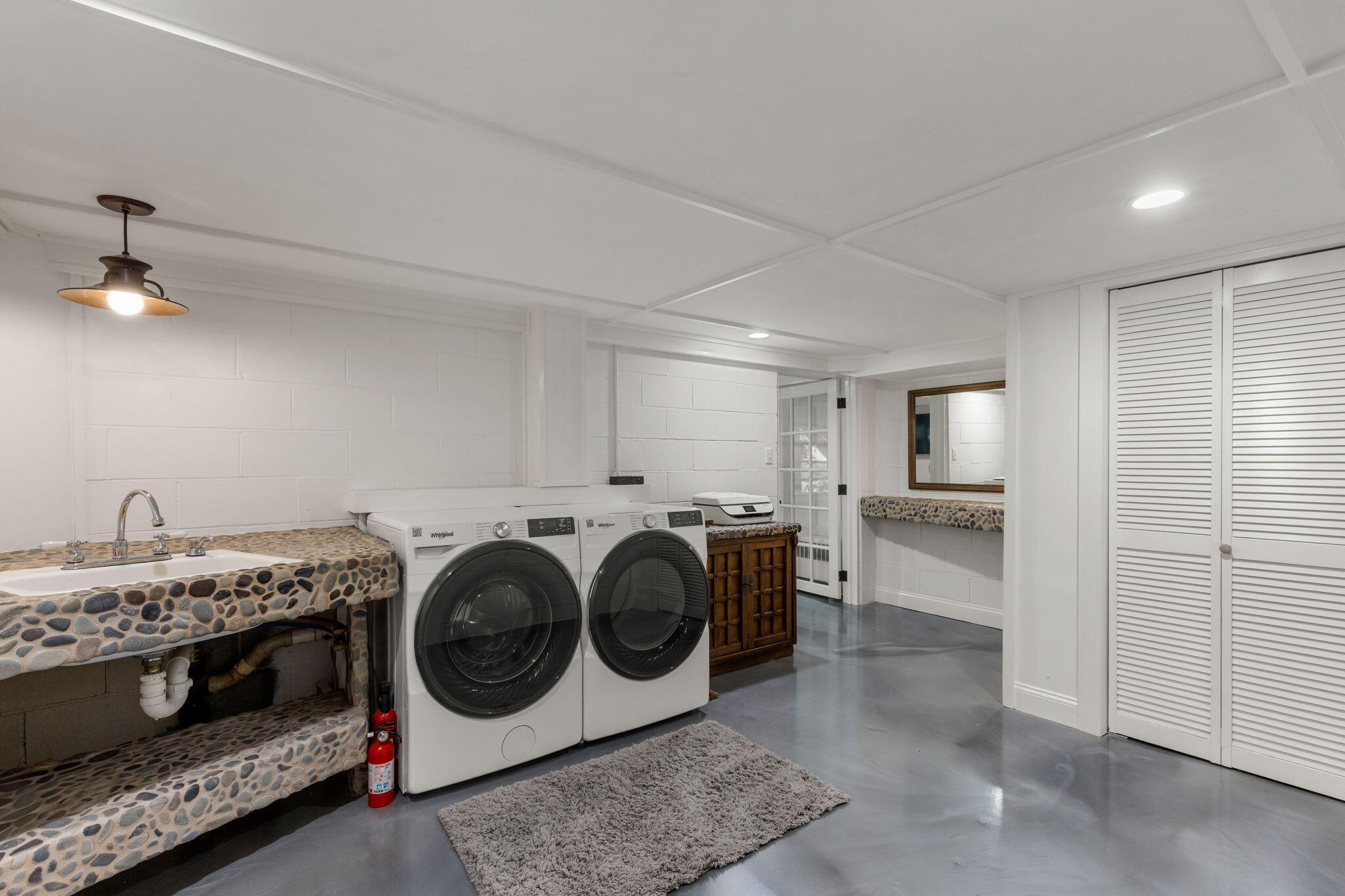 53 Highland Road Property Photo 33